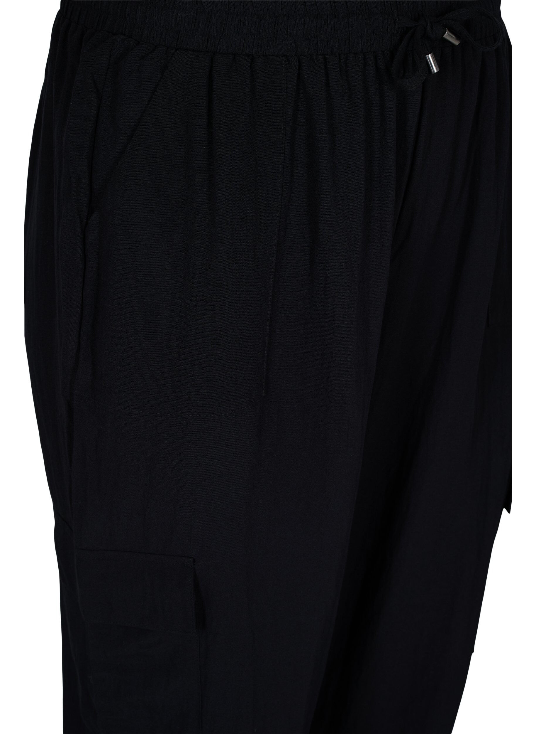 Zizzi Lockere Cargohose aus Viskose, Black, Packshot image number 2