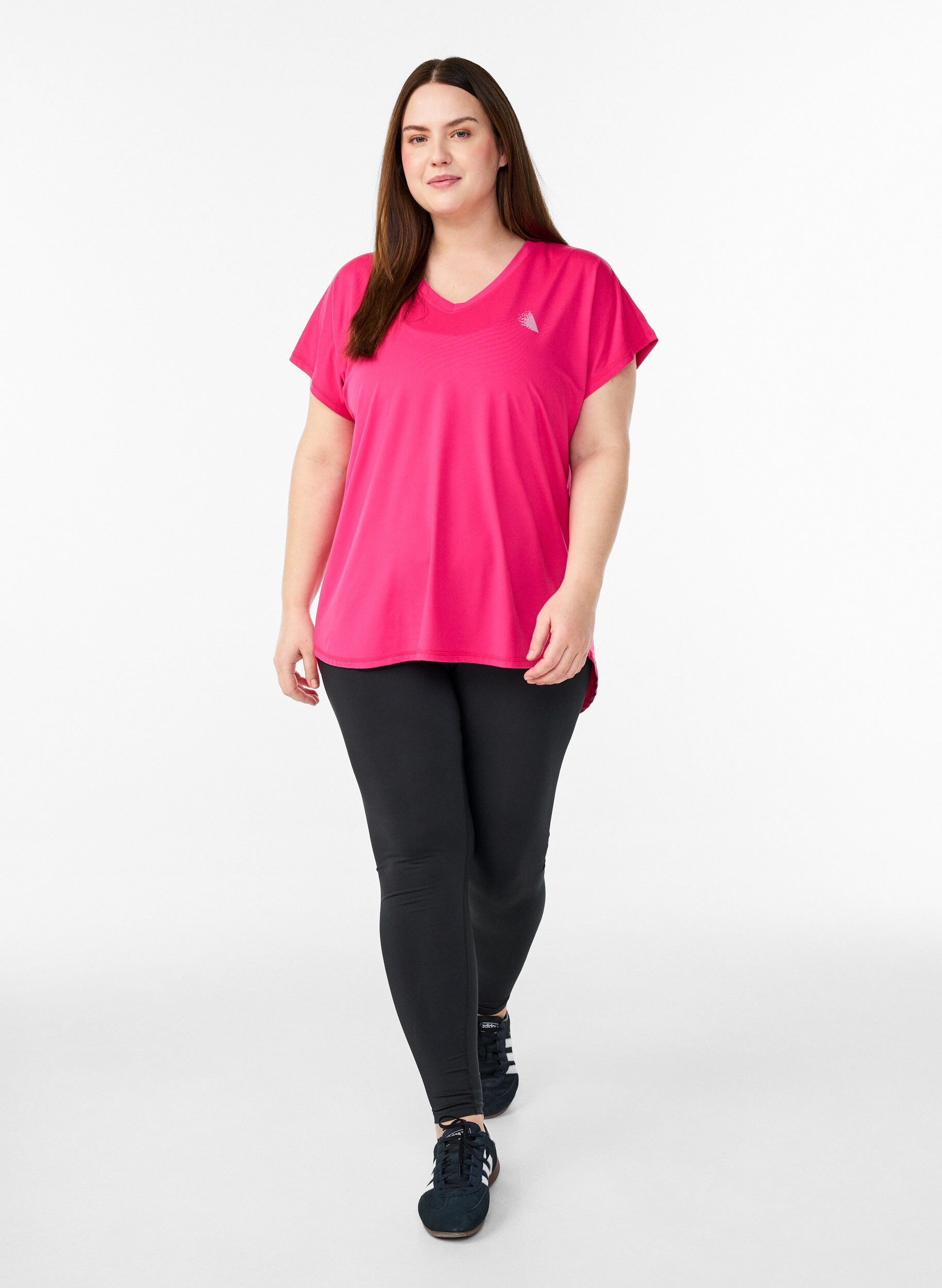 ZizziKurzarm Trainingsshirt mit V-Ausschnitt, Pink, Model image number 1