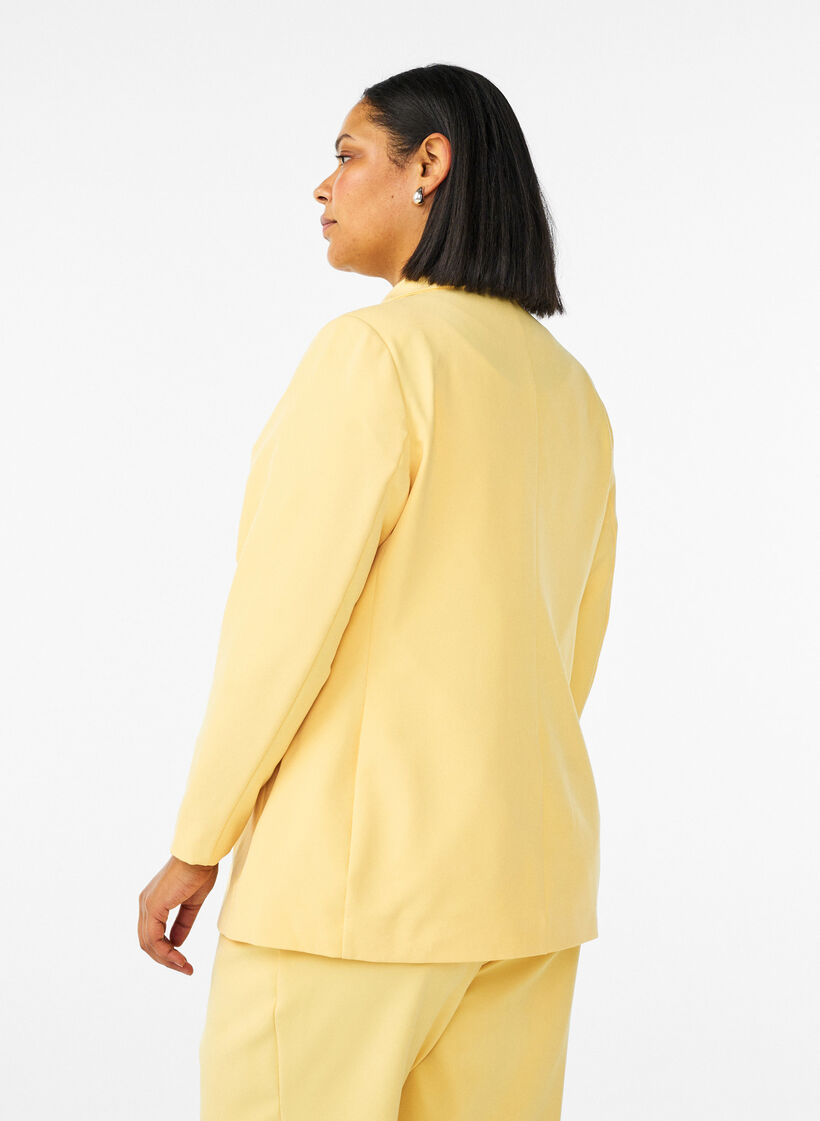 Blazer classique avec fermeture &agrave; boutons, Jaune clair, Model image number 2