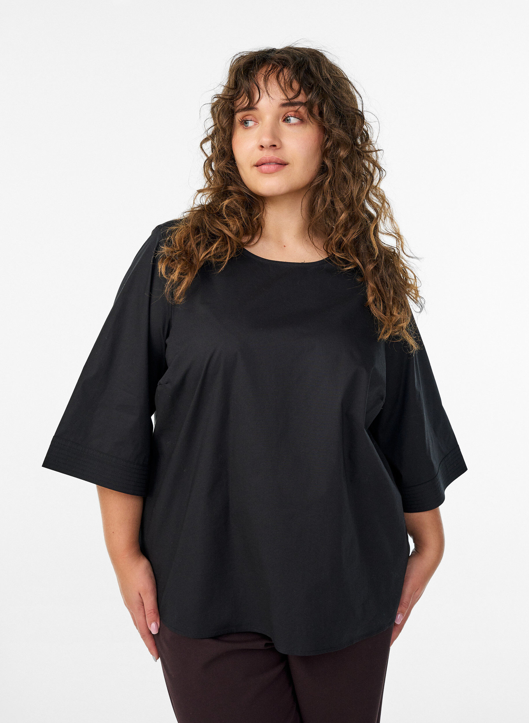 Zizzi Bluse mit Ziern&auml;hten und 3/4-&Auml;rmeln, Schwarz, Model image number 0