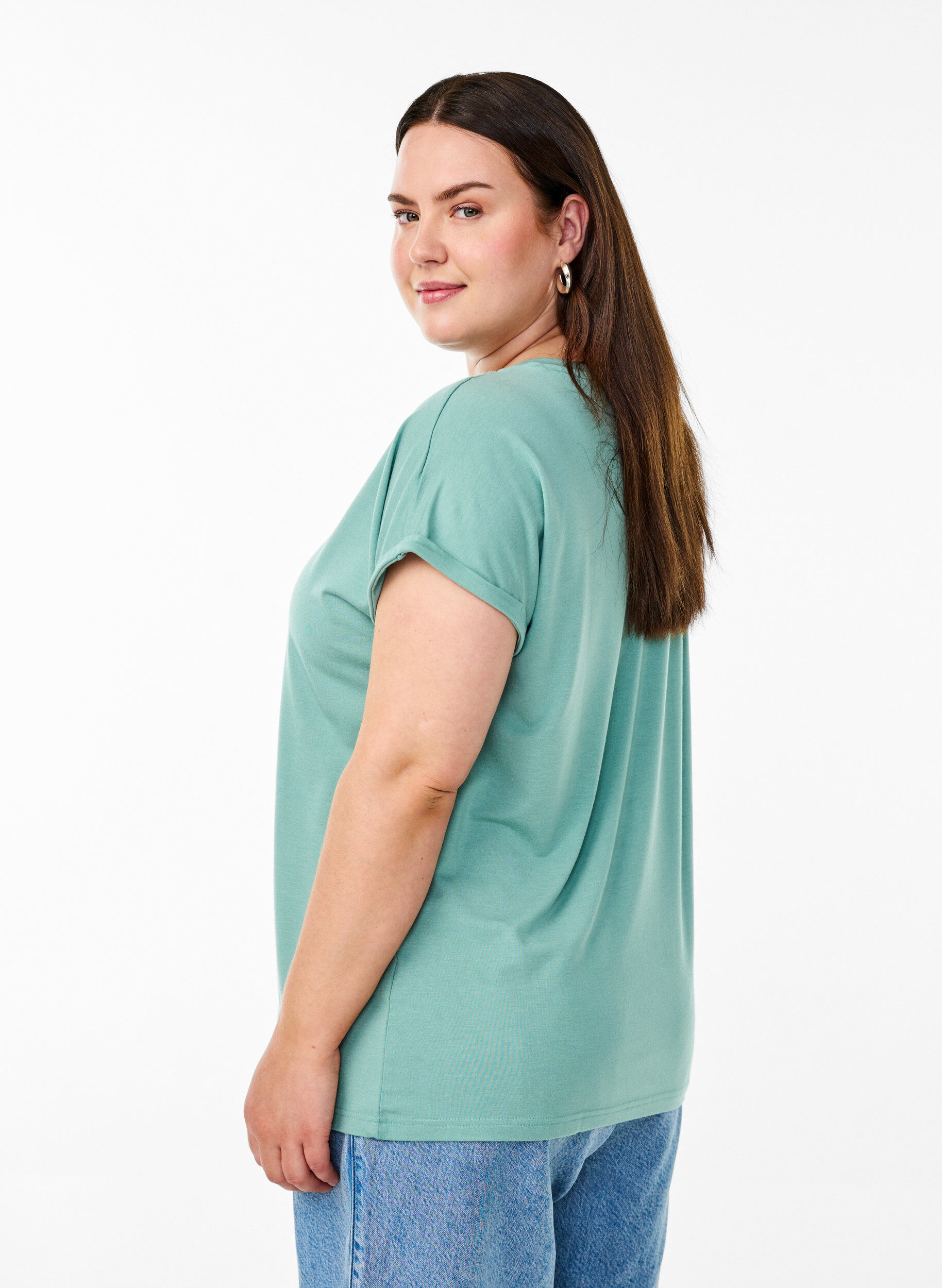 Zizzi Lockeres T-Shirt mit Rundhalsausschnitt, Blau, Model image number 2