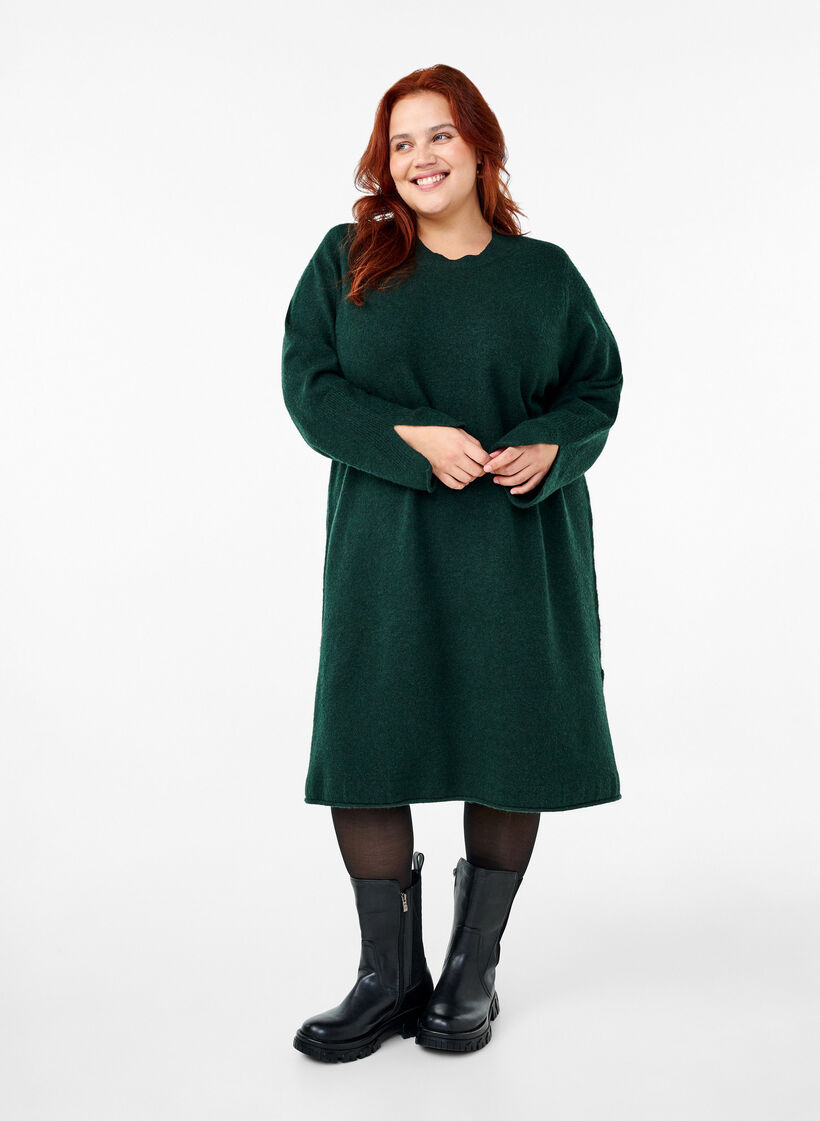 Robe en maille à col rond et fendue, Scarab Mel., Model image number 2