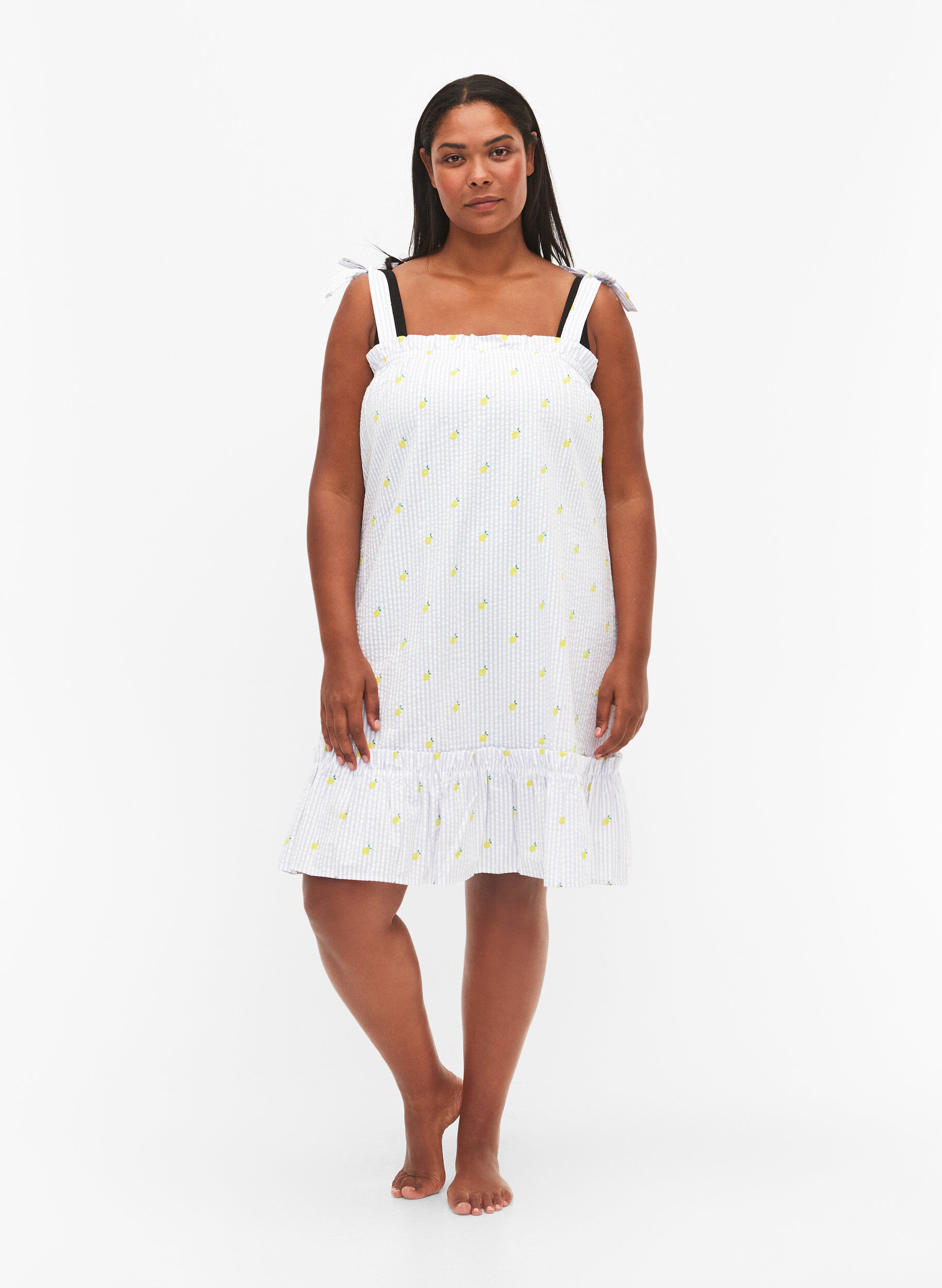 Zizzi Strandkleid aus Baumwolle mit verstellbaren Tr&auml;gern, Lemon Print, Model image number 2
