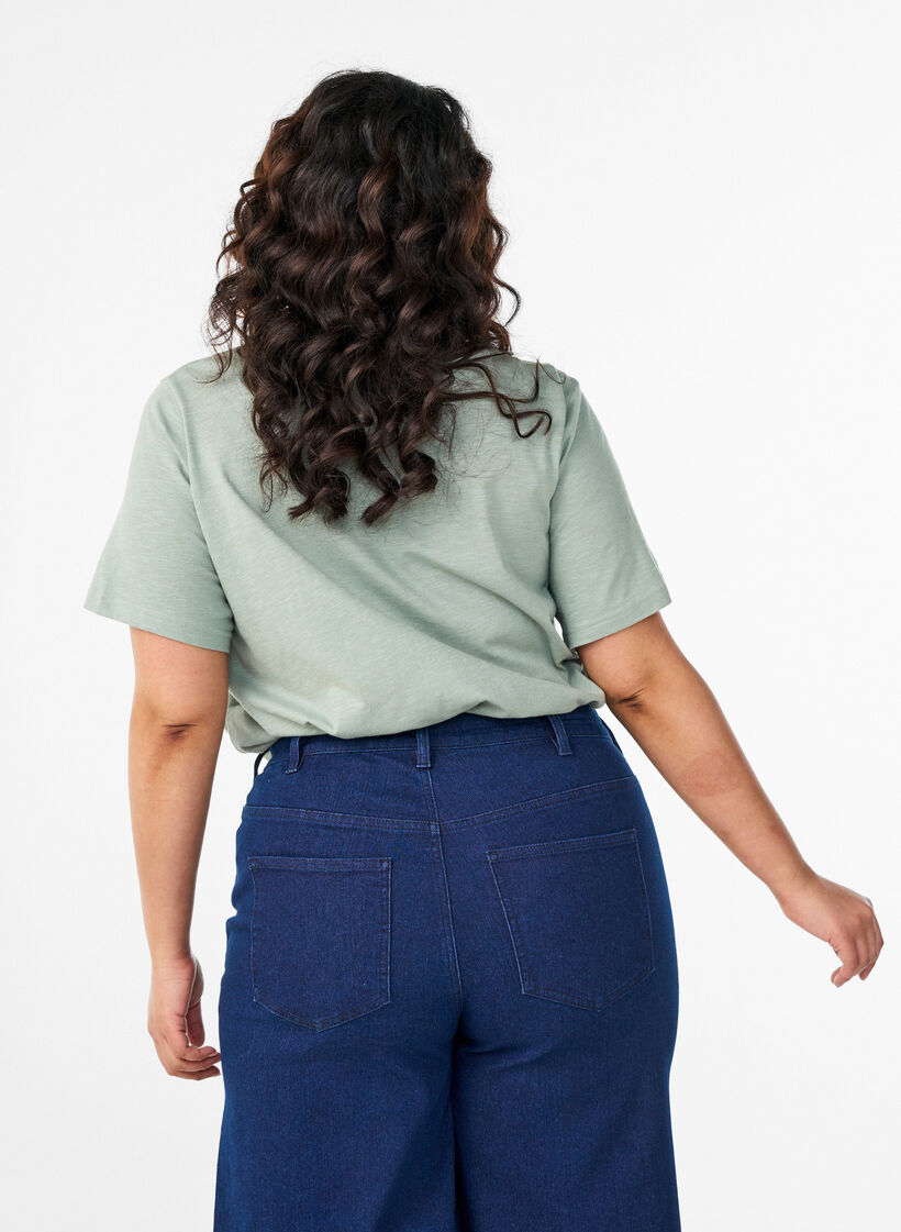 T-shirt dot&eacute; de boutons, Vert clair, Model image number 2