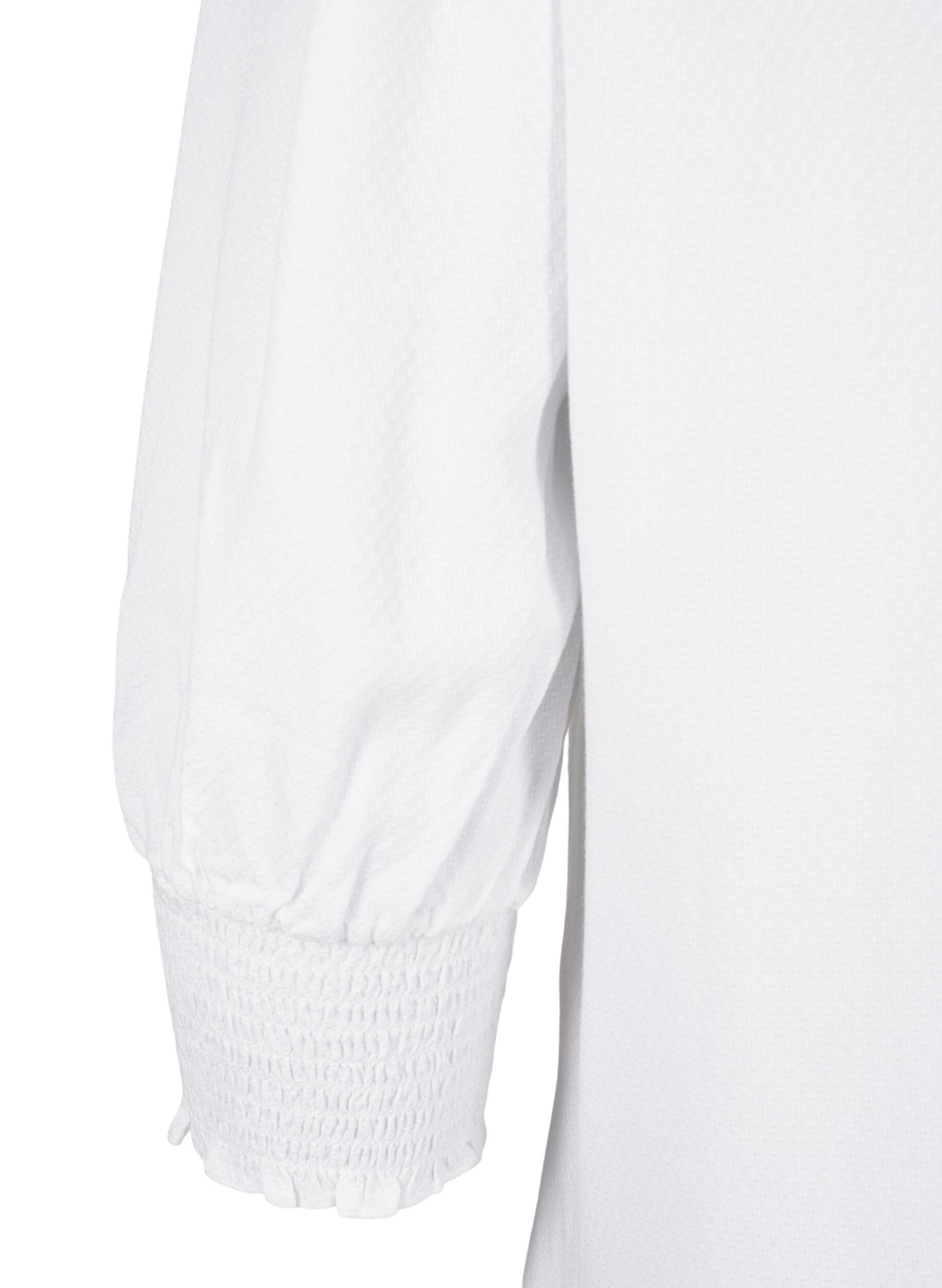Zizzi  Viskosebluse mit Smok- und R&uuml;schendetail, Bright White, Packshot image number 3