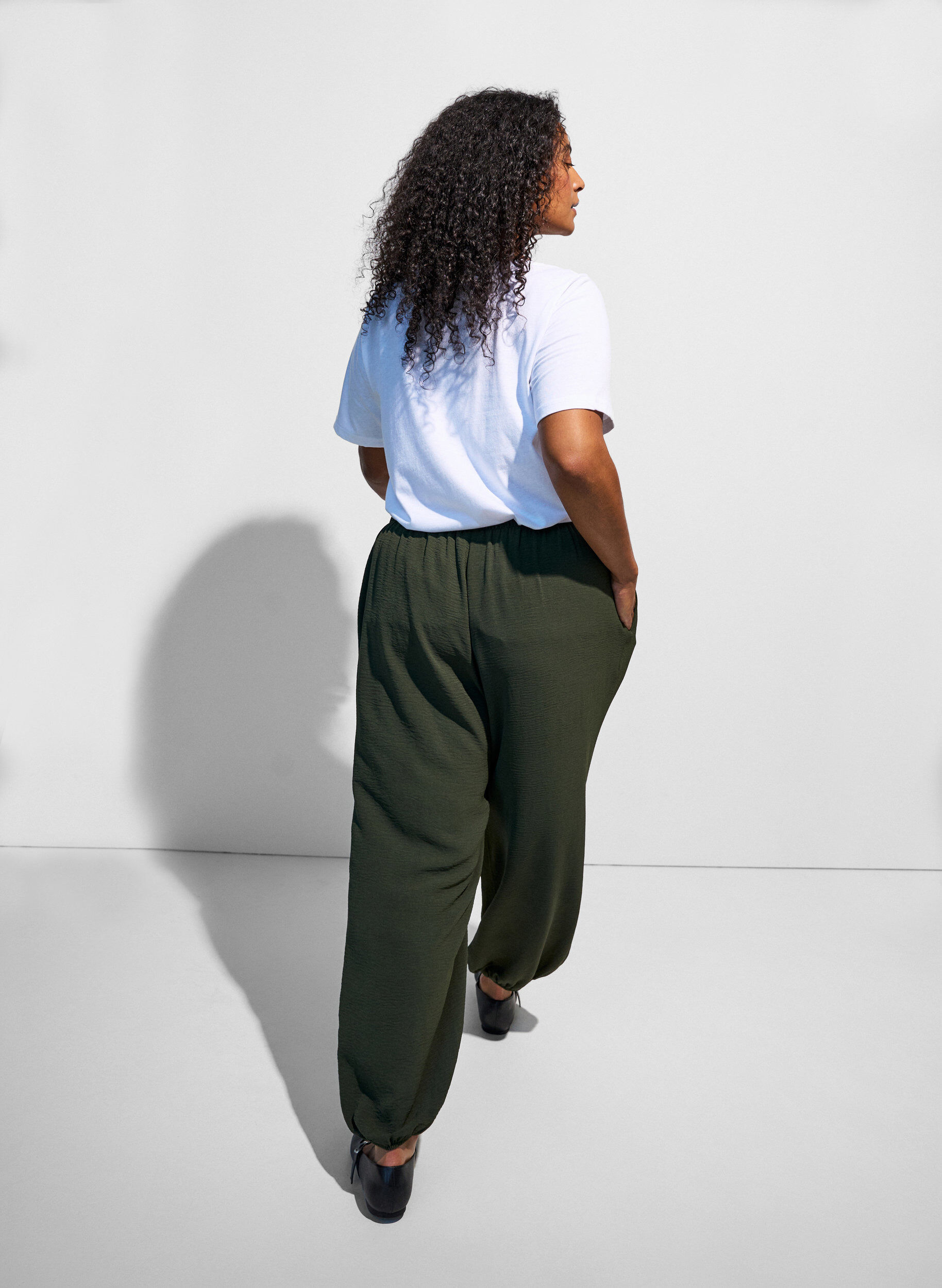 ZizziPantalon balloon taille haute, Vert, Model image number 1