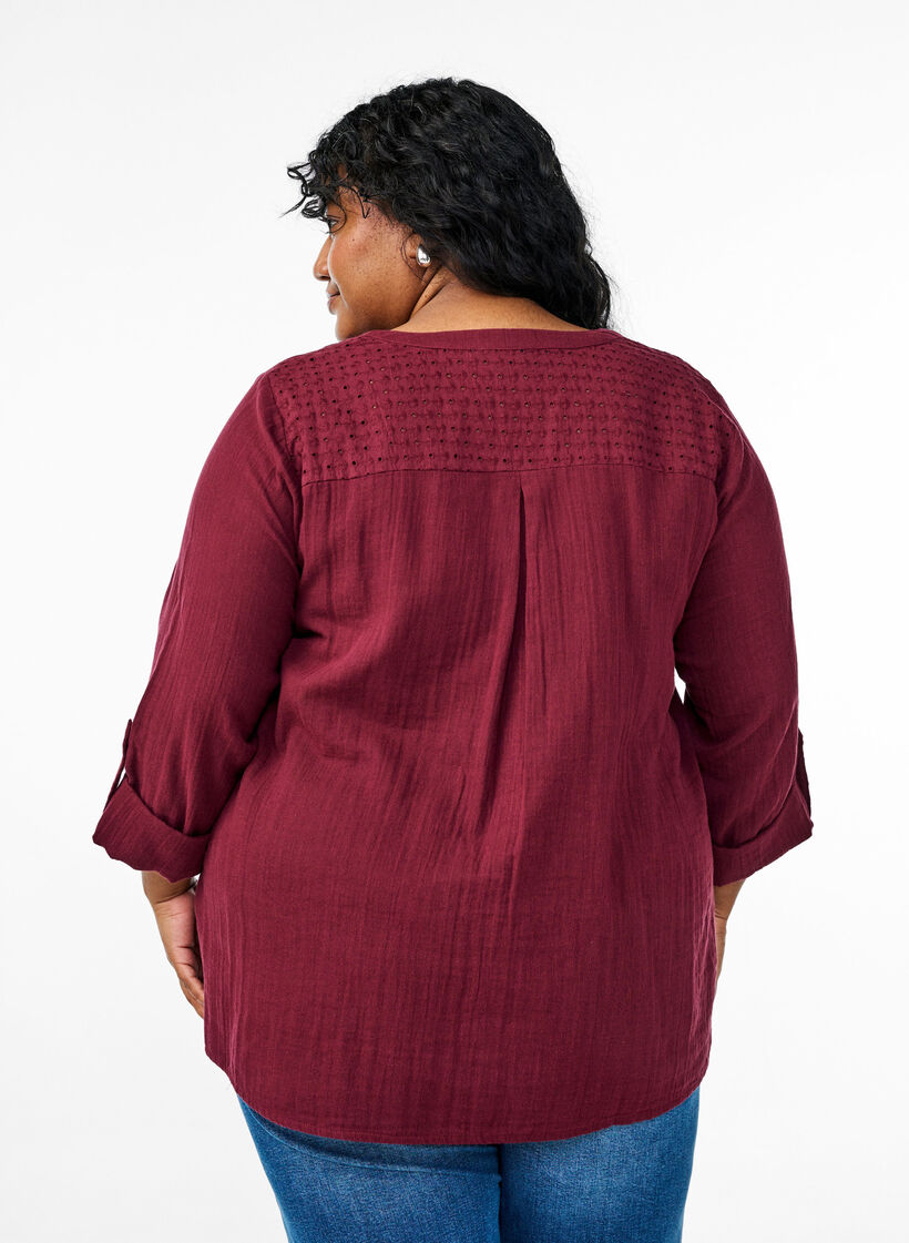 Blouse en mousseline de coton avec broderie anglaise, Bordeaux fonc&eacute;, Model image number 2