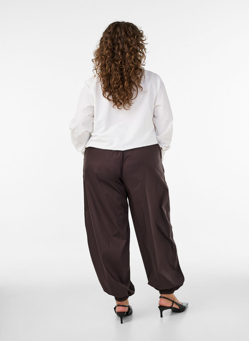 Ballonhose mit Taschen und elastischem Bund, Braun, Model image number 1