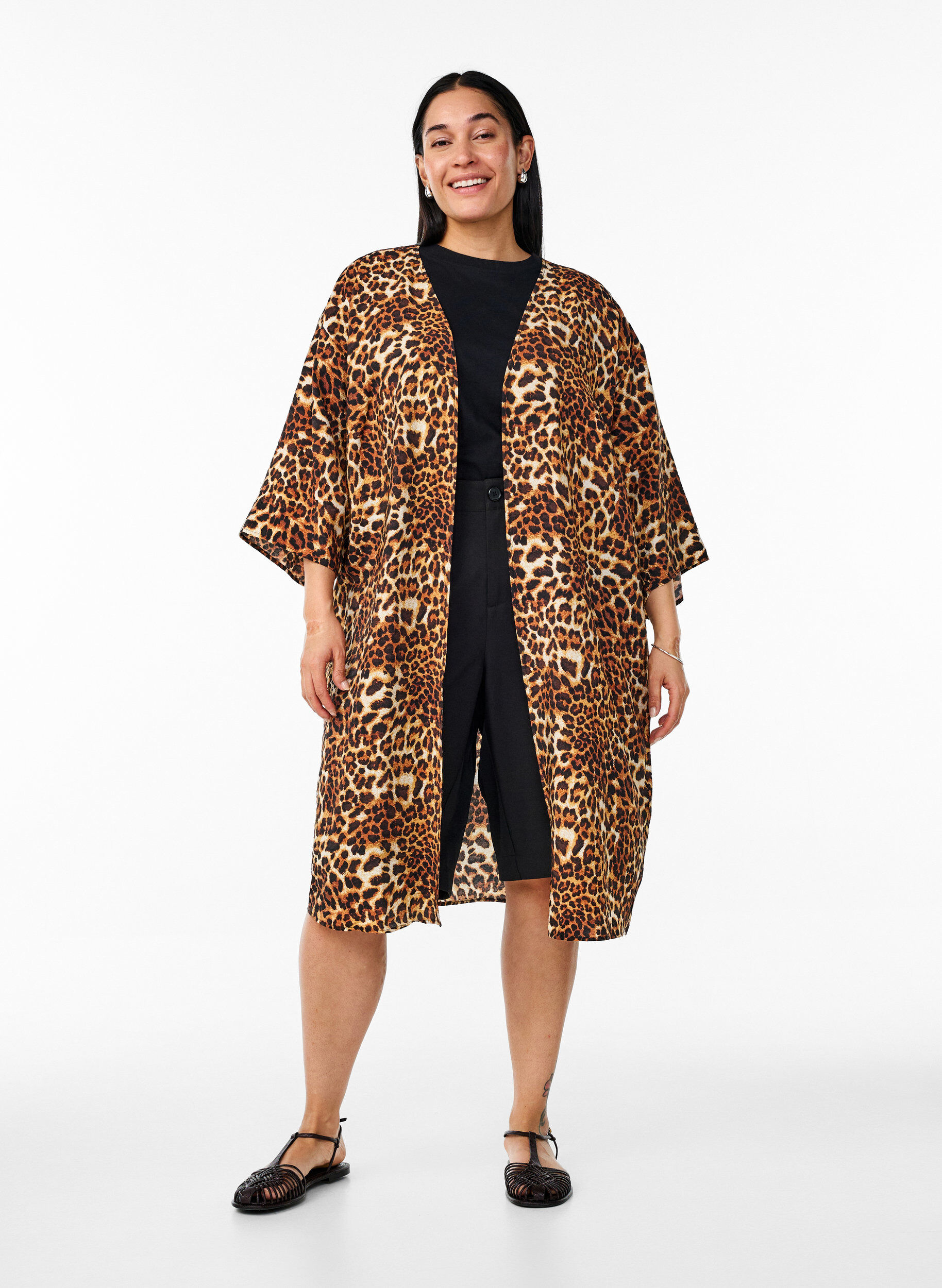 Zizzi Viskose-Kimono mit 3/4-&Auml;rmeln, Braun, Model image number 1