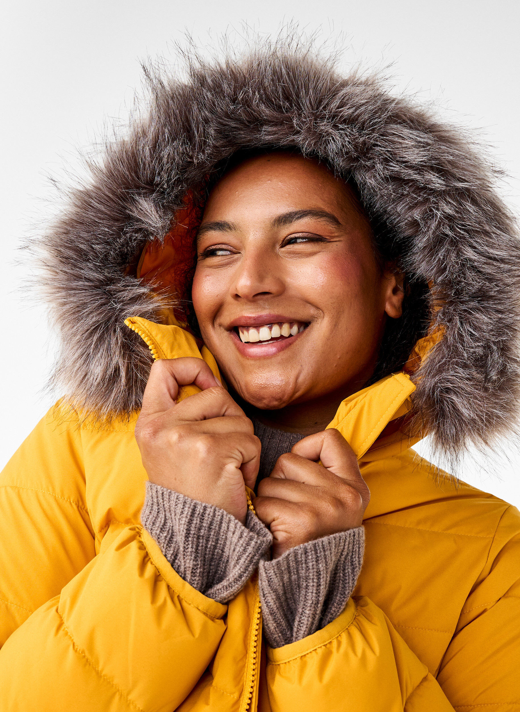 Zizzi Veste courte &agrave; capuche, Jaune, Image image number 0