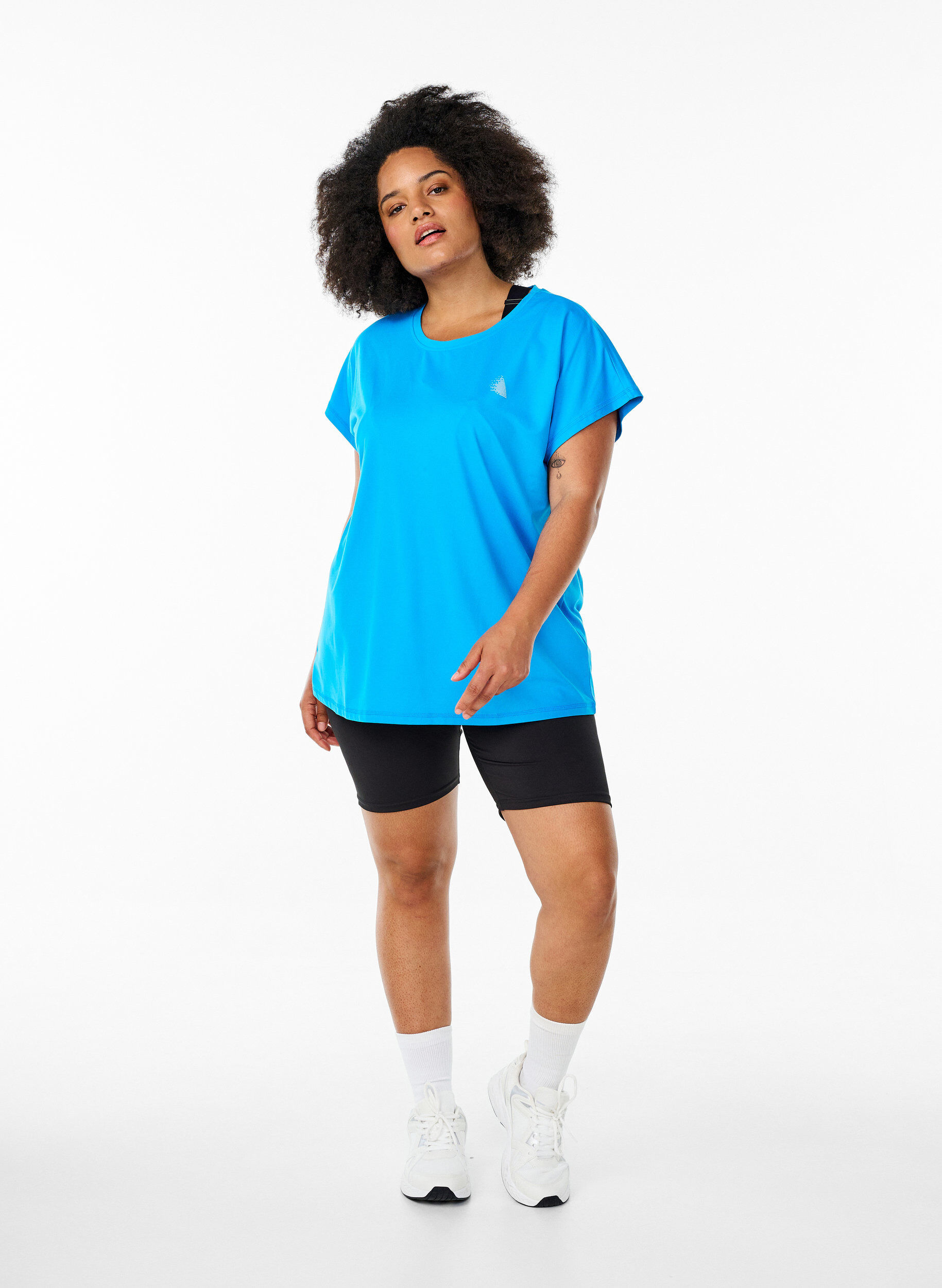Zizzi Einfarbiges Trainings-T-Shirt, Blau, Model image number 1