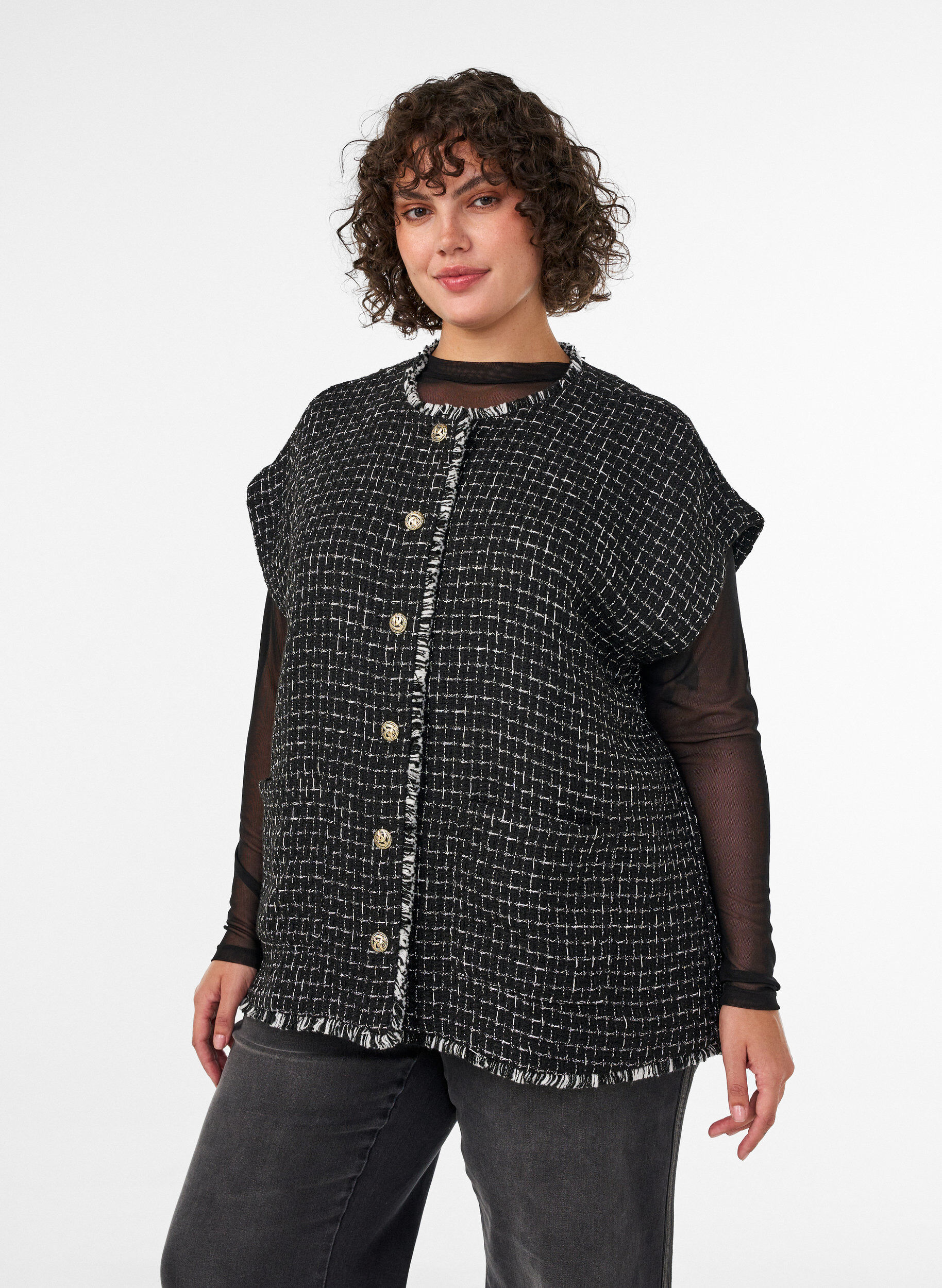 ZizziKarierte Weste mit Zierkn&ouml;pfen, Schwarz, Model image number 0