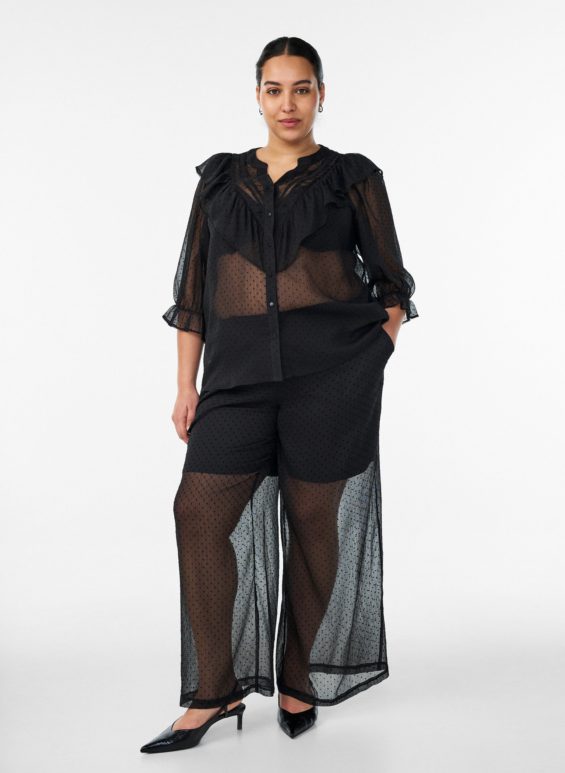 Pantalon ample en mousseline &agrave; pois, Noir, Model
