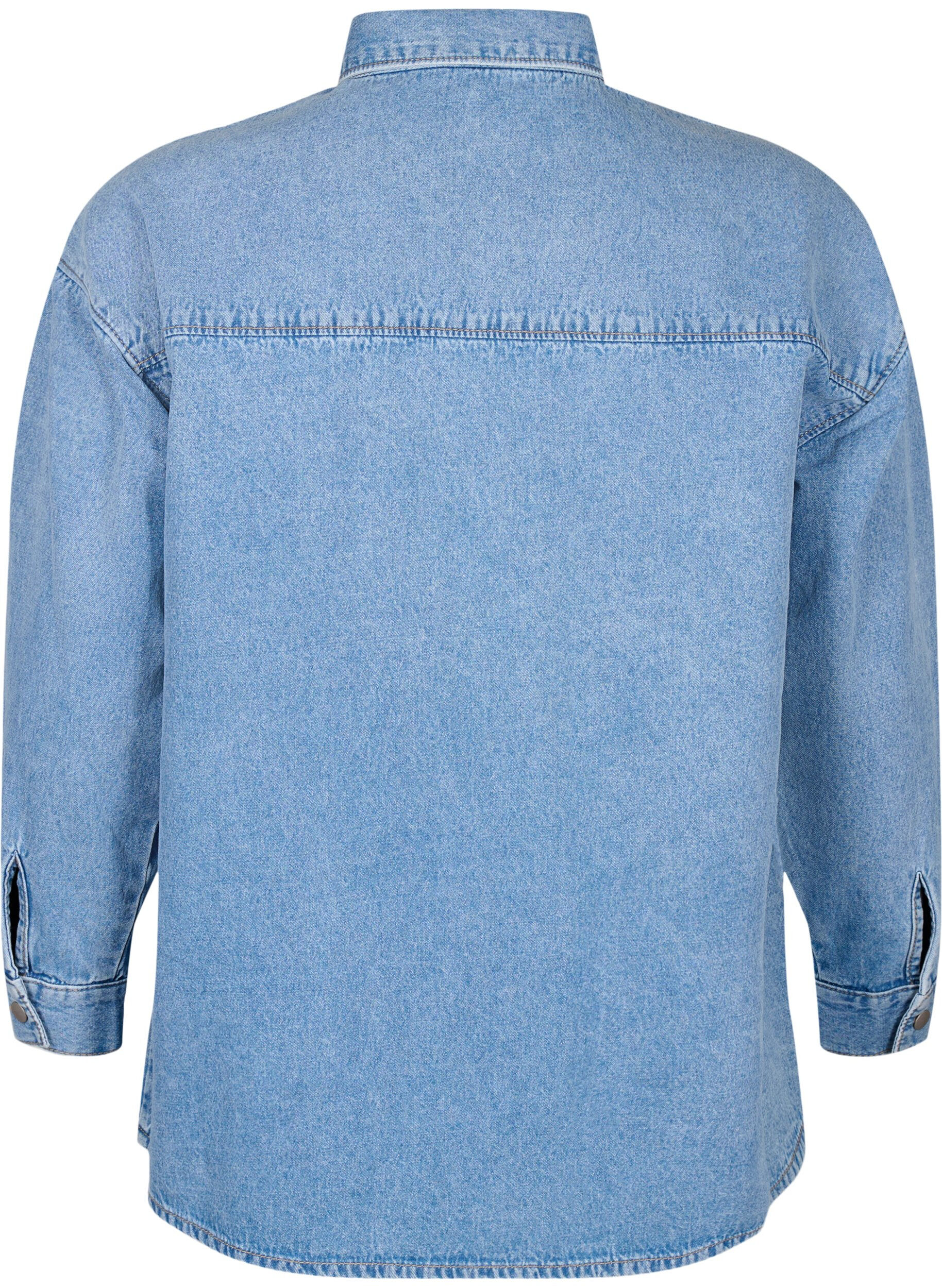 Zizzi Chemise en jean ample avec poche de poitrine, Light blue denim, Packshot image number 1