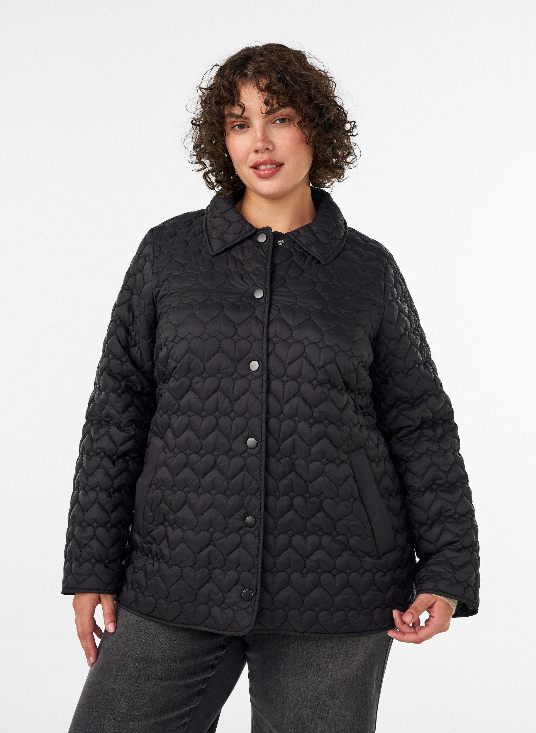 Veste l&eacute;g&egrave;rement matelass&eacute;e &agrave; surpiq&ucirc;res d&eacute;coratives, Noir, Model
