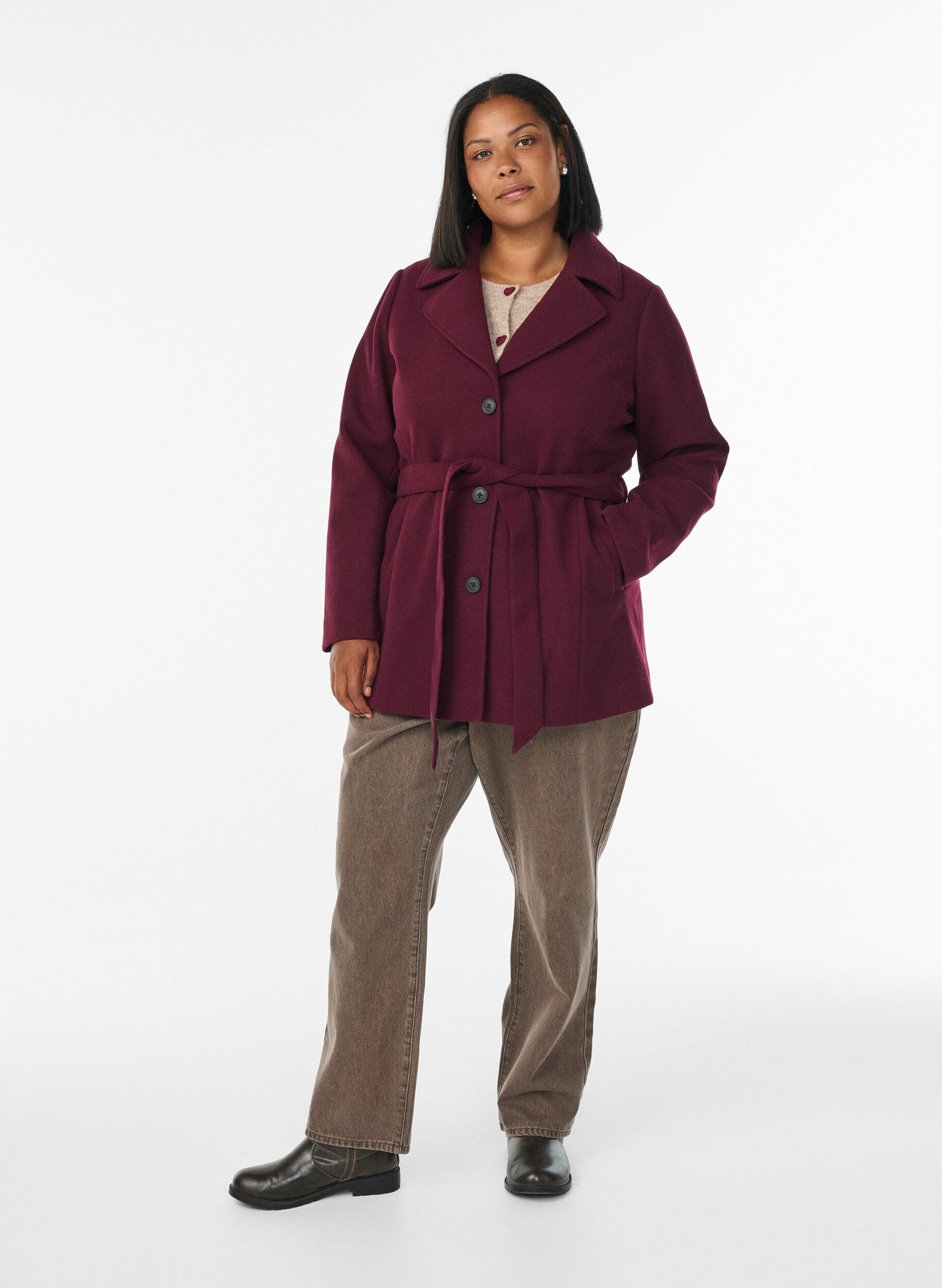 Zizzi Manteau court avec une ceinture, Bordeaux fonc&eacute;, Model image number 1
