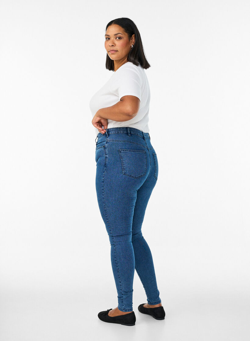 Amy Super Slim Fit Jeans mit hoher Taille, Blau, Model image number 1