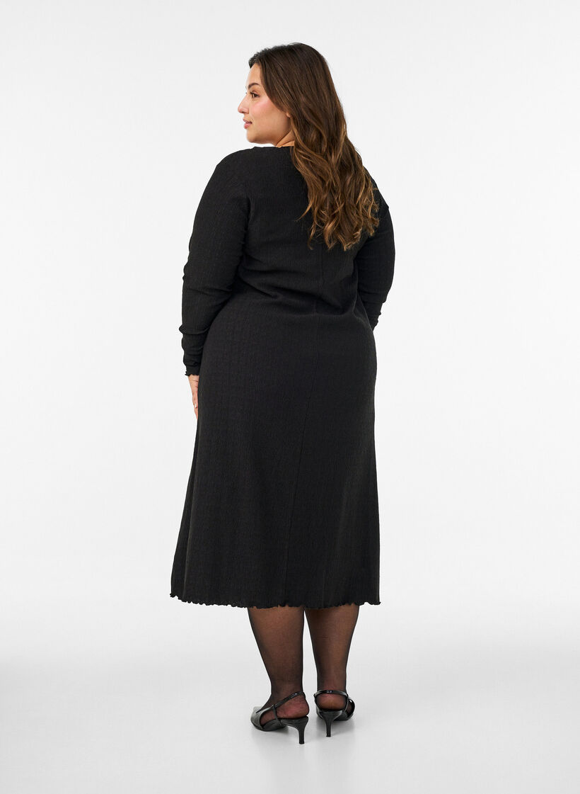 Robe midi avec une texture ondul&eacute;e et des manches longues, Noir, Model image number 2