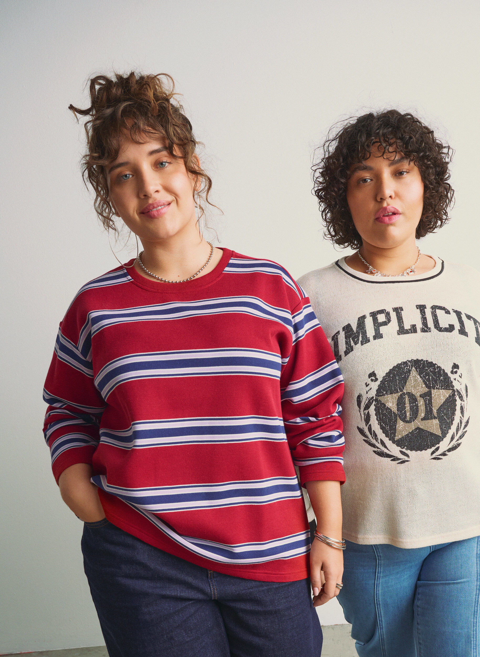 Zizzi Blouse en jersey &agrave; larges rayures, Rouge, Image image number 0