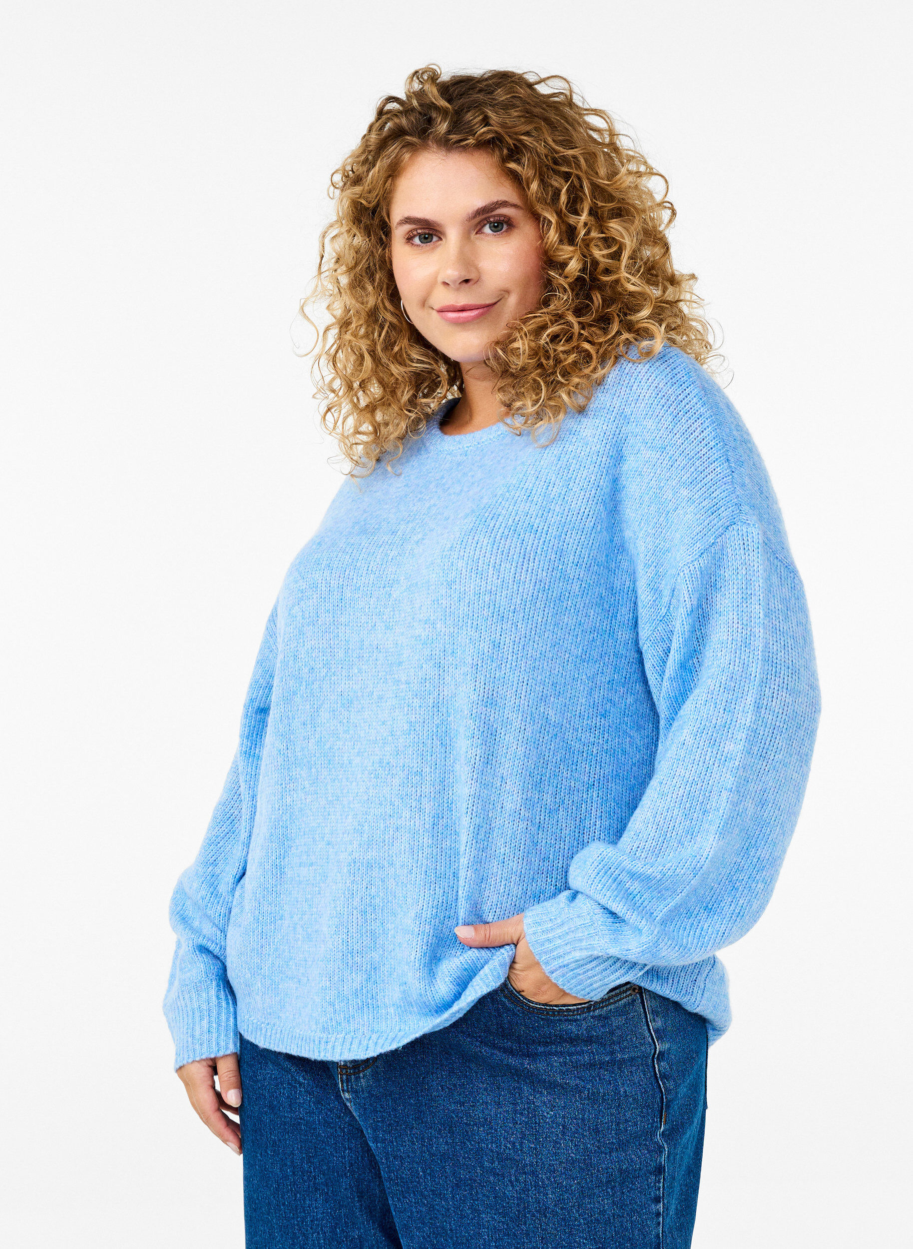 Zizzi Lang&auml;rmliger Strickpullover mit Wollanteil und Rundhalsausschnitt, Della R. Blue Mel., Model image number 0