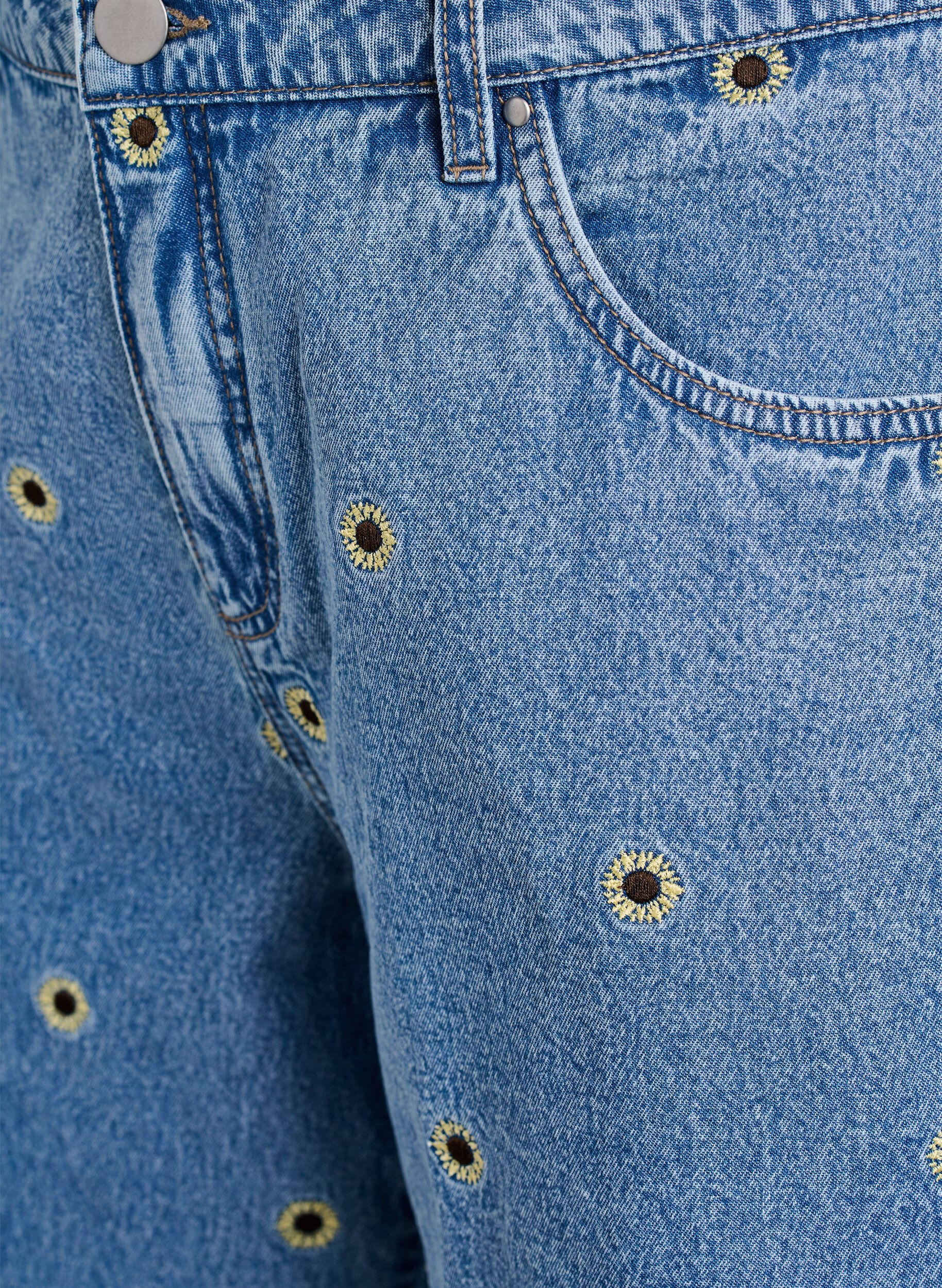 ZizziDenim-Shorts mit aufgestickten Blumen, Blau, Packshot image number 2