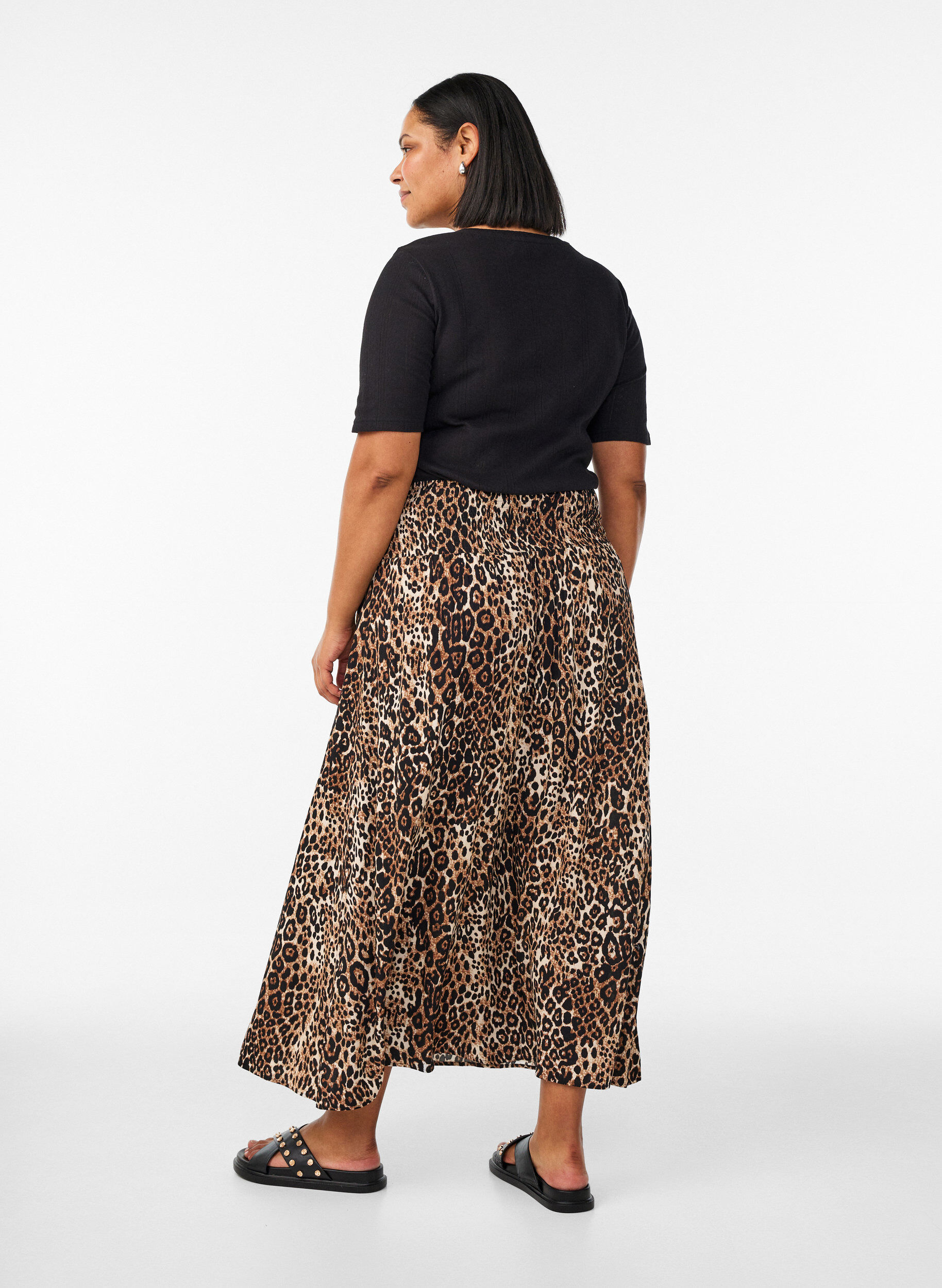 ZizziJupe longue en viscose avec smocks, Marron, Model image number 1