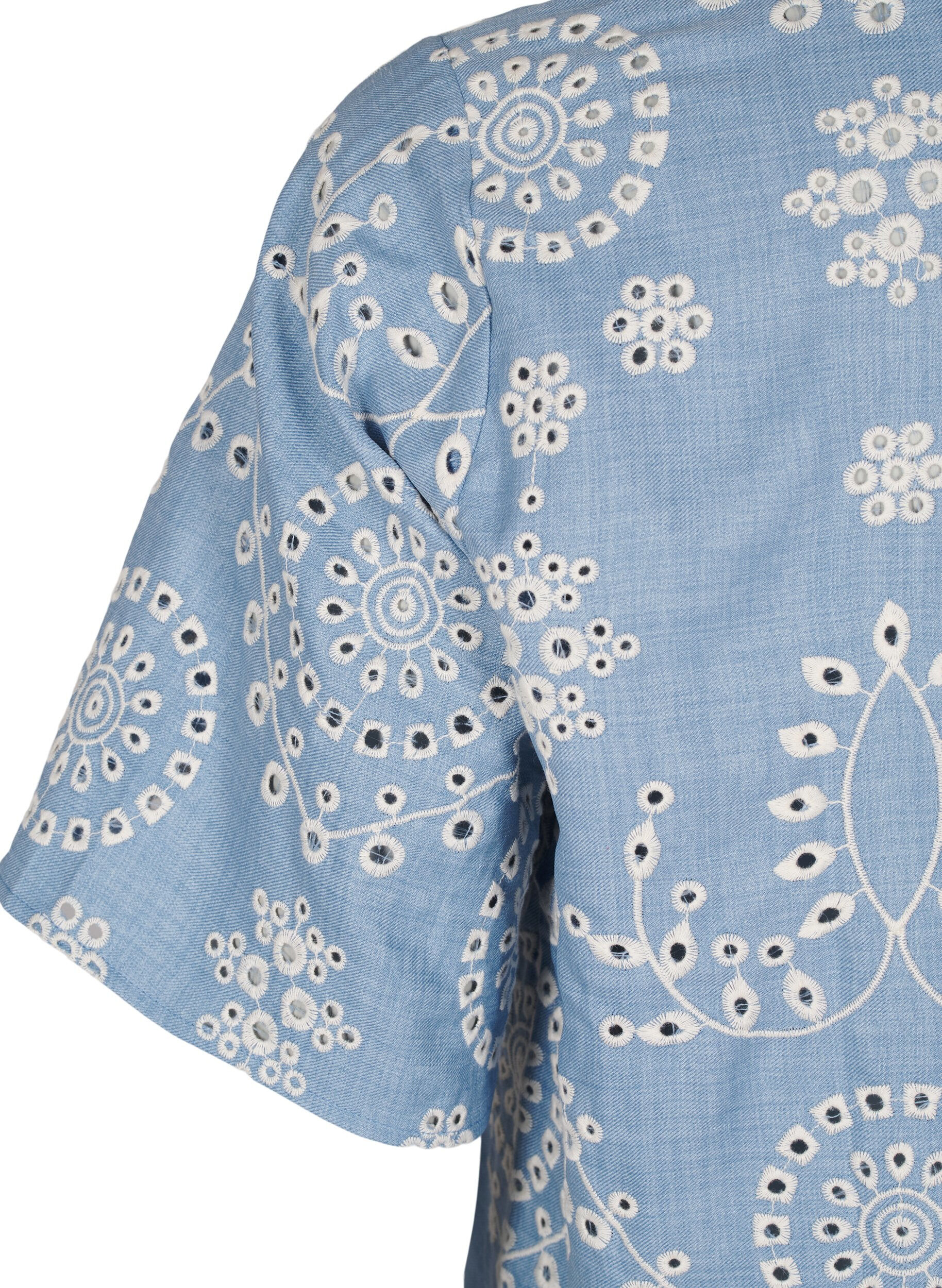 Zizzi Kleid mit dekorativem Lochmuster, Blau, Packshot image number 3