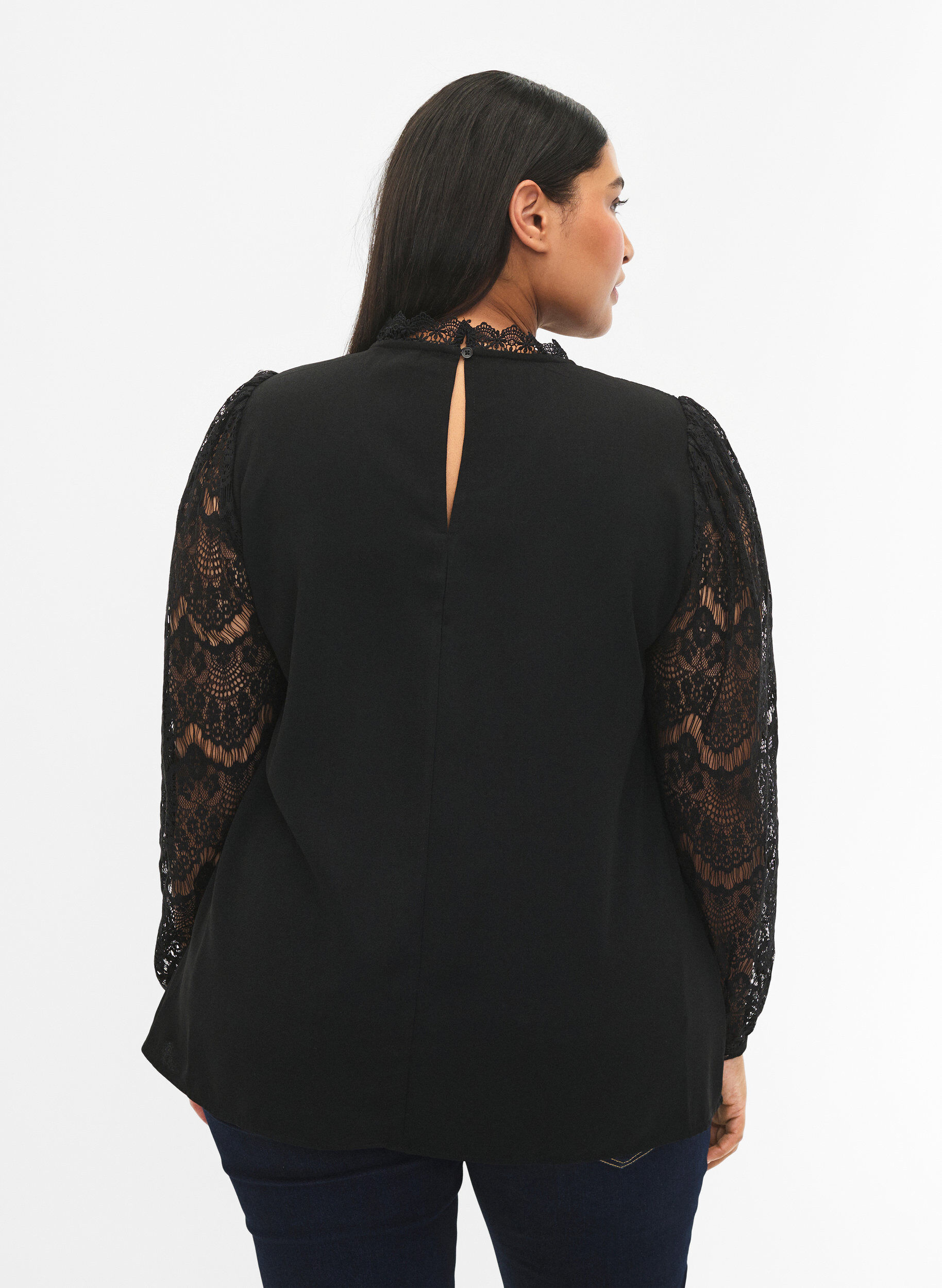Zizzi Lang&auml;rmelige Bluse mit Spitze, Black, Model image number 1