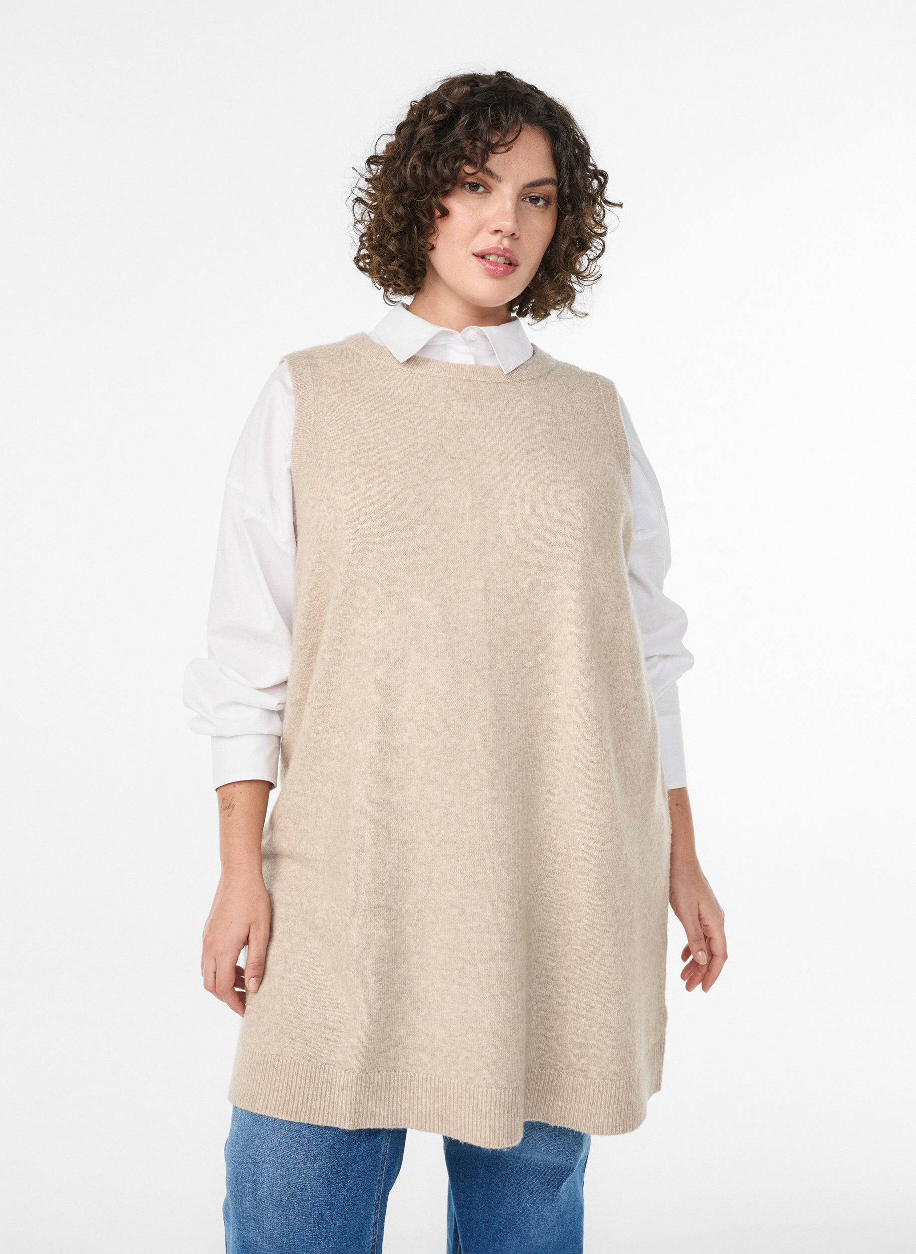 ZizziKurzes &auml;rmelloses Strickkleid, Beige, Model image number 0