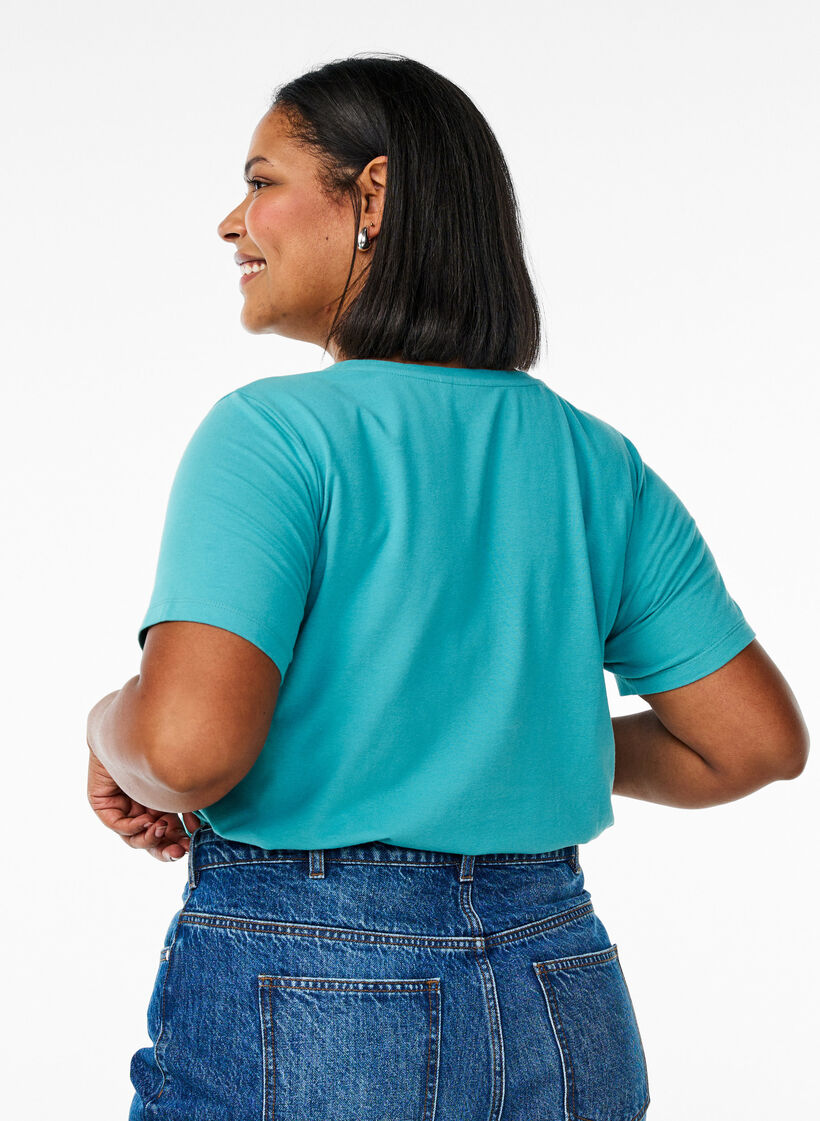 T-shirt basique en coton de couleur unie, Bleu, Model image number 2