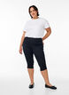 Hoch taillierte Amy Capri Jeans mit Super Slim Fit, Schwarz, Model image number 0