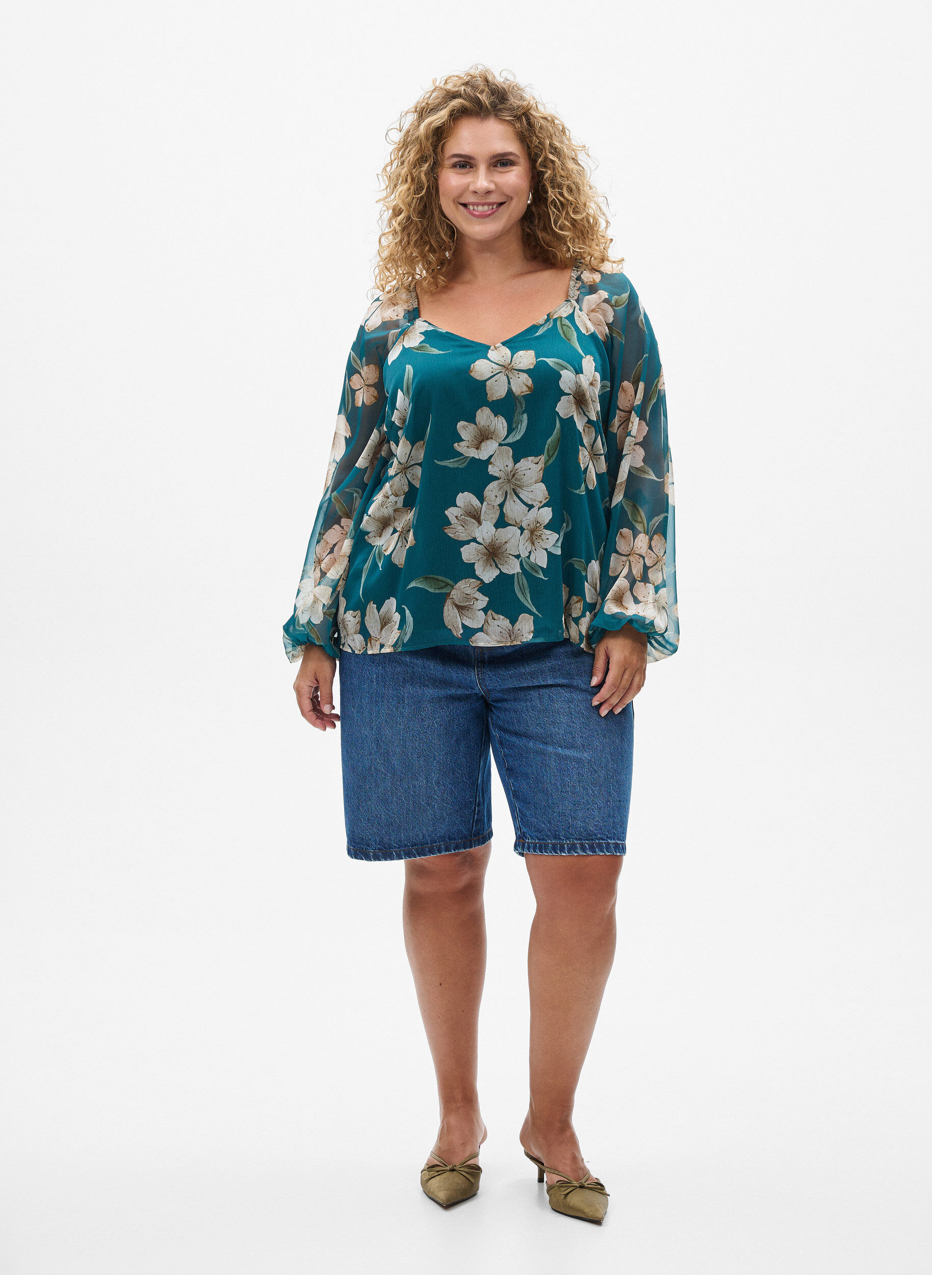 ZizziBluse aus Chiffon mit gebl&uuml;mtem Print und langen &Auml;rmeln, Gr&uuml;n, Model image number 1