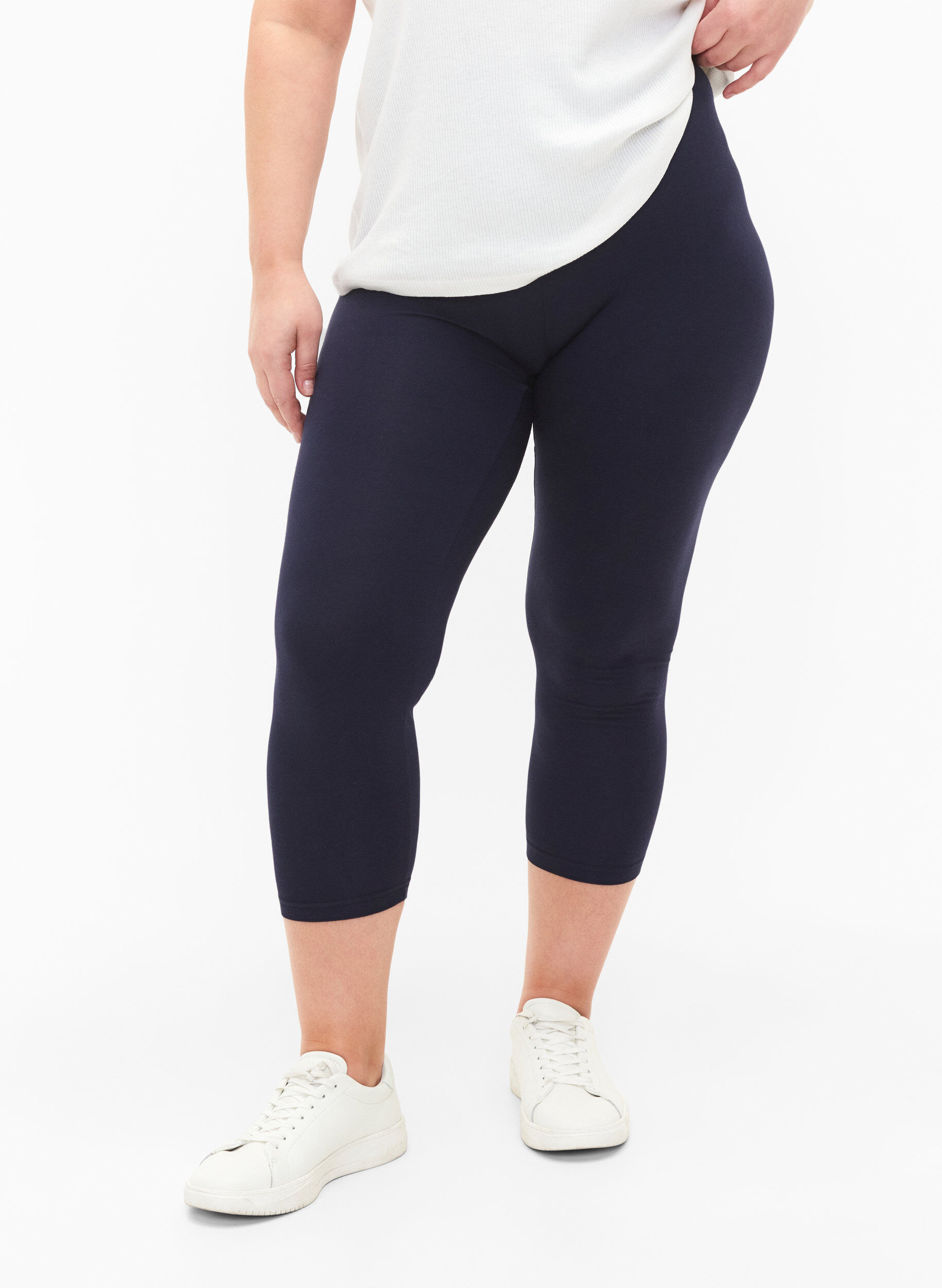 Basic 3/4-Leggings aus Viskose, Blau, Model