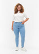 Extra schmale Amy Jeans mit hoher Taille, Ex Lt Blue, Model image number 0