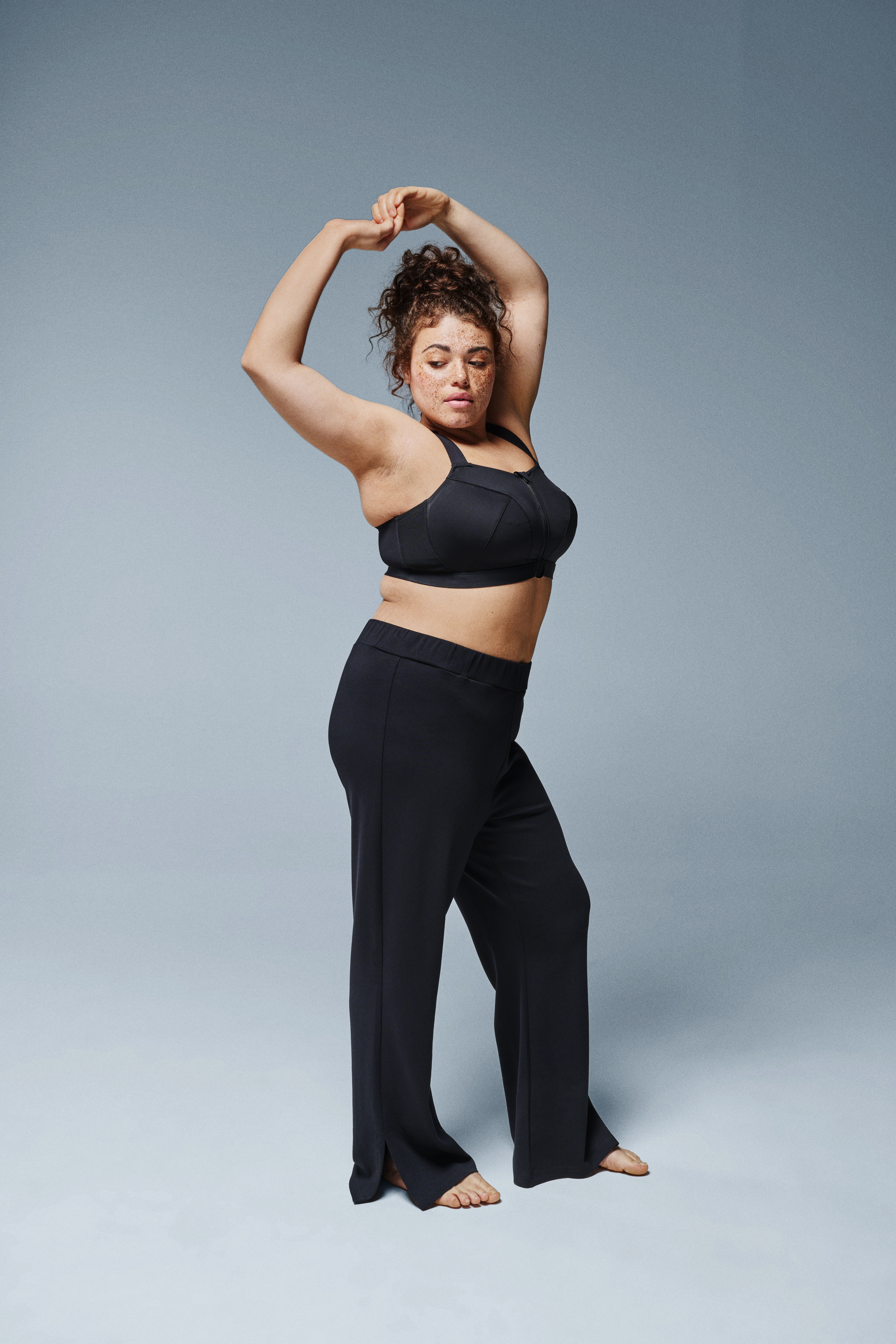 Zizzi Sport-BH mit Frontverschluss und hohem Halt, , Model