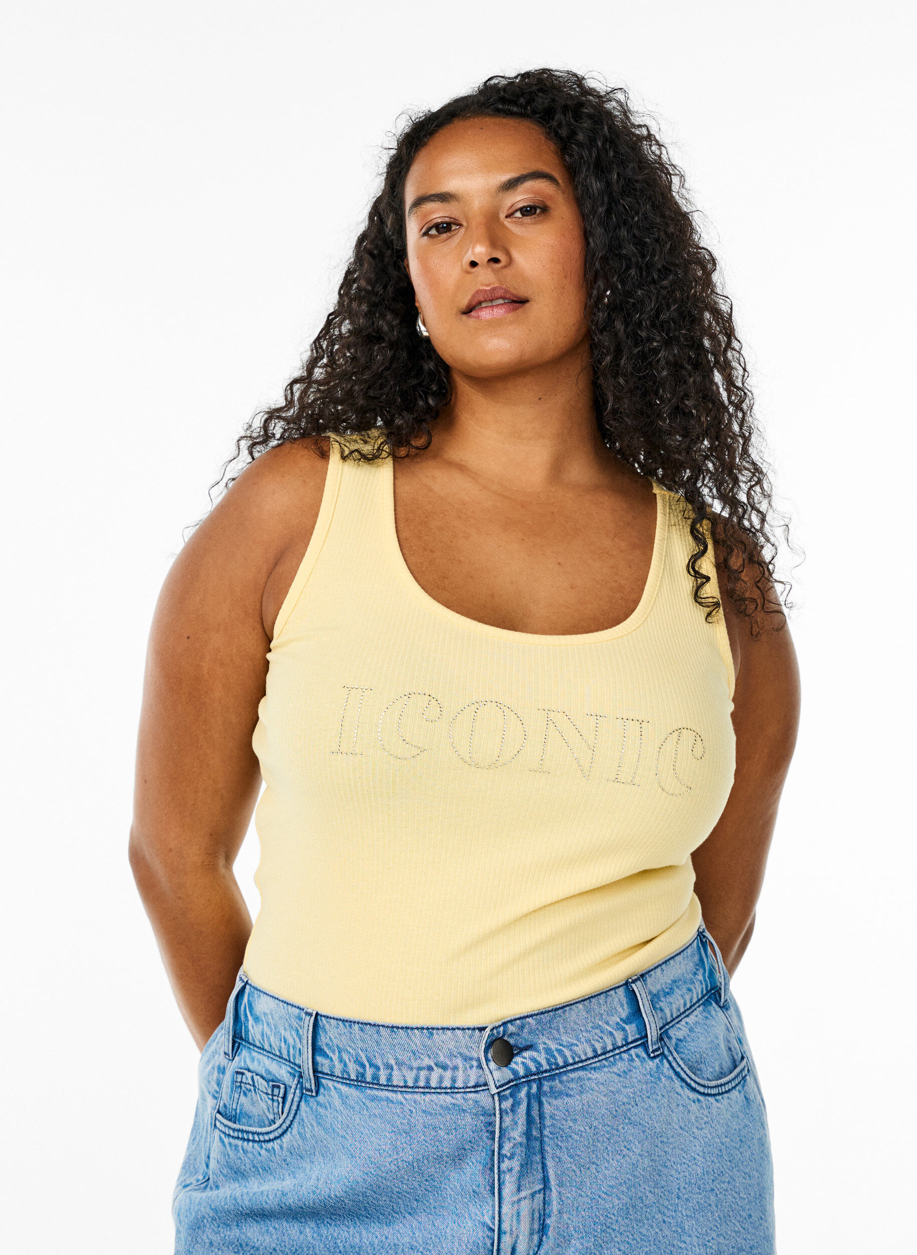 Zizzi D&eacute;bardeur cintr&eacute; avec strass, Jaune clair, Model image number 0