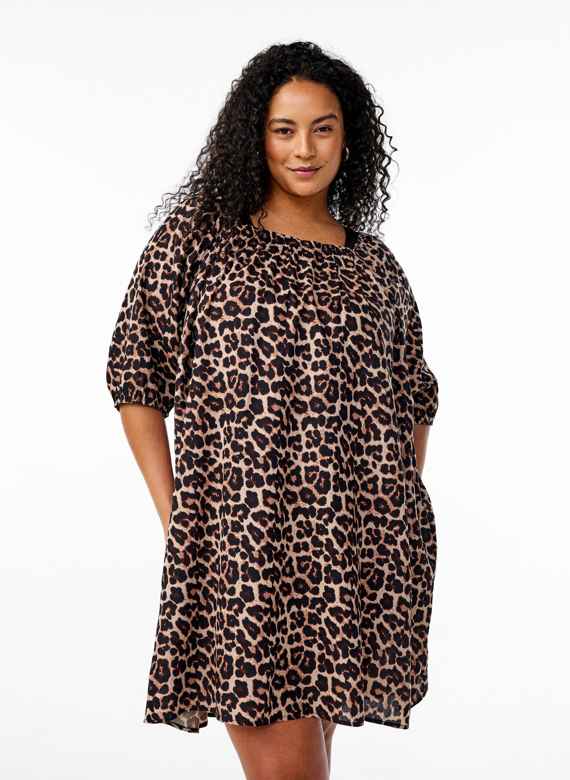 Zizzi Strandkleid aus Viskose mit Print, Beige, Model image number 0