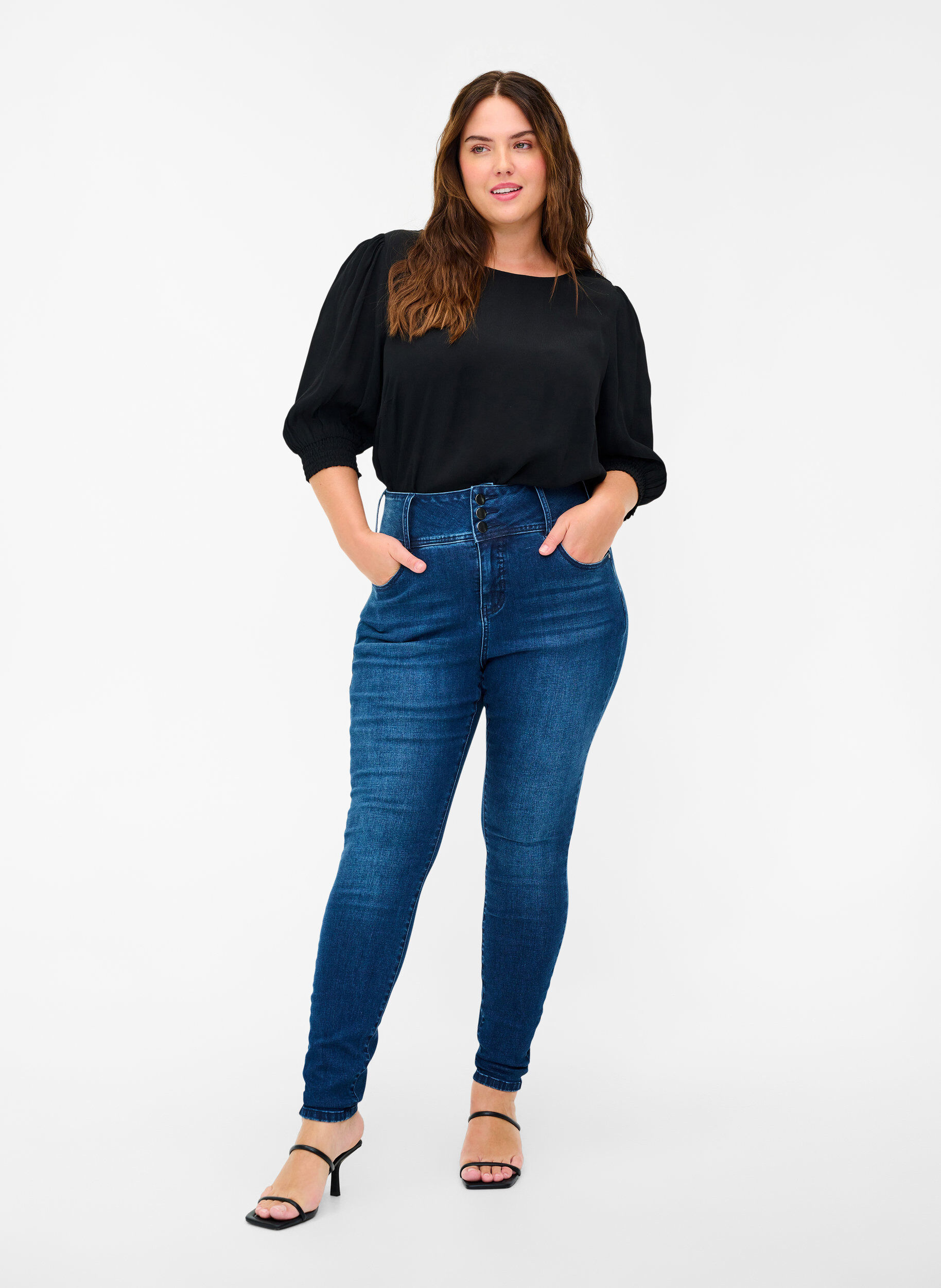 Zizzi Super Slim Bea Jeans mit hoher Taille, Blau, Model image number 0