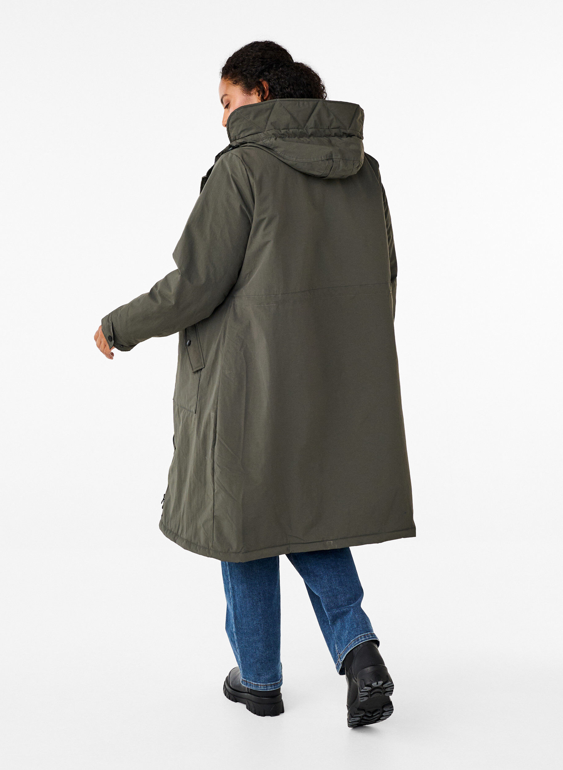 Zizzi Parka mit Kapuze und verstellbarer Taille, Black Olive, Model image number 2