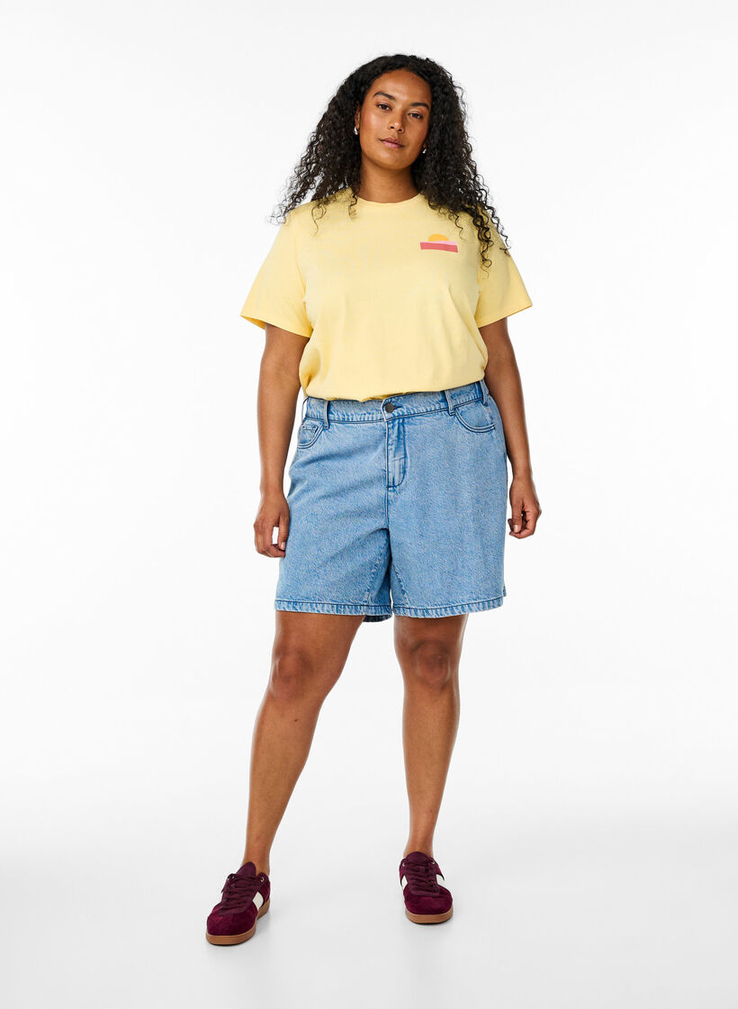T-Shirt aus Bio-Baumwolle mit R&uuml;ckenprint, Gelb, Model image number 1
