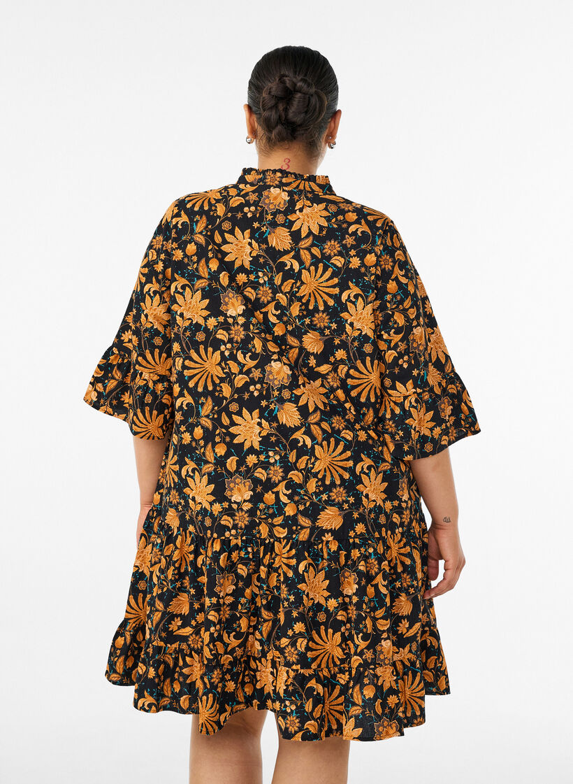 Gebl&uuml;mtes Kleid aus Baumwolle mit R&uuml;schendetails und lockerer A-Linien-Form, Orange, Model image number 2