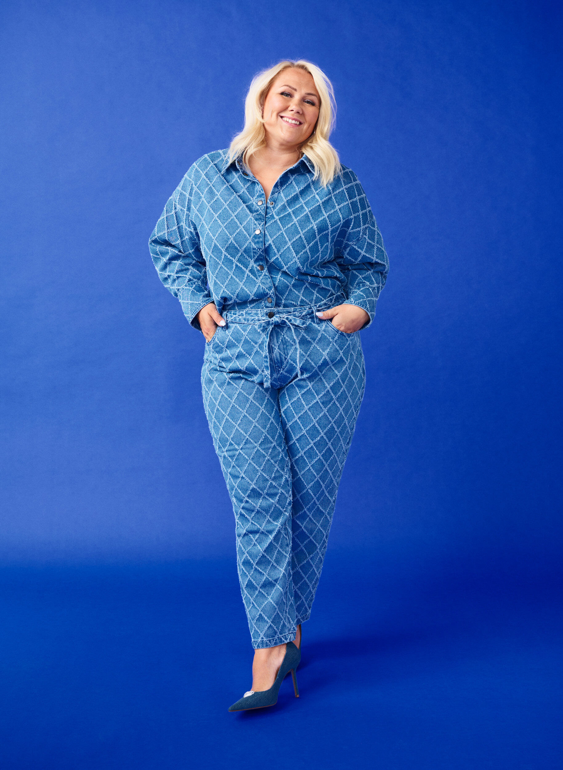 Zizzi  jeans Mille 3/4 &agrave; motif destroy, Blue Denim, Image image number 0