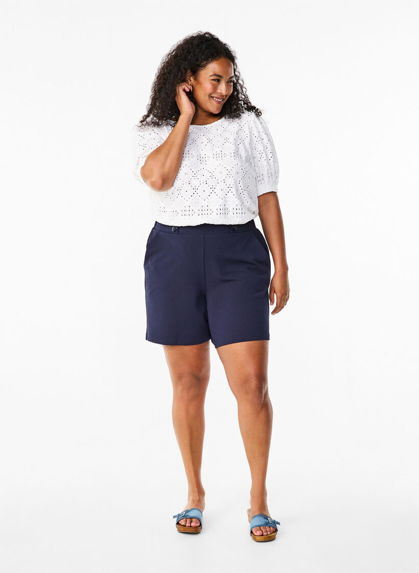  Kurzärmelige Bluse mit Lochmuster, Bright White, Model image number 2