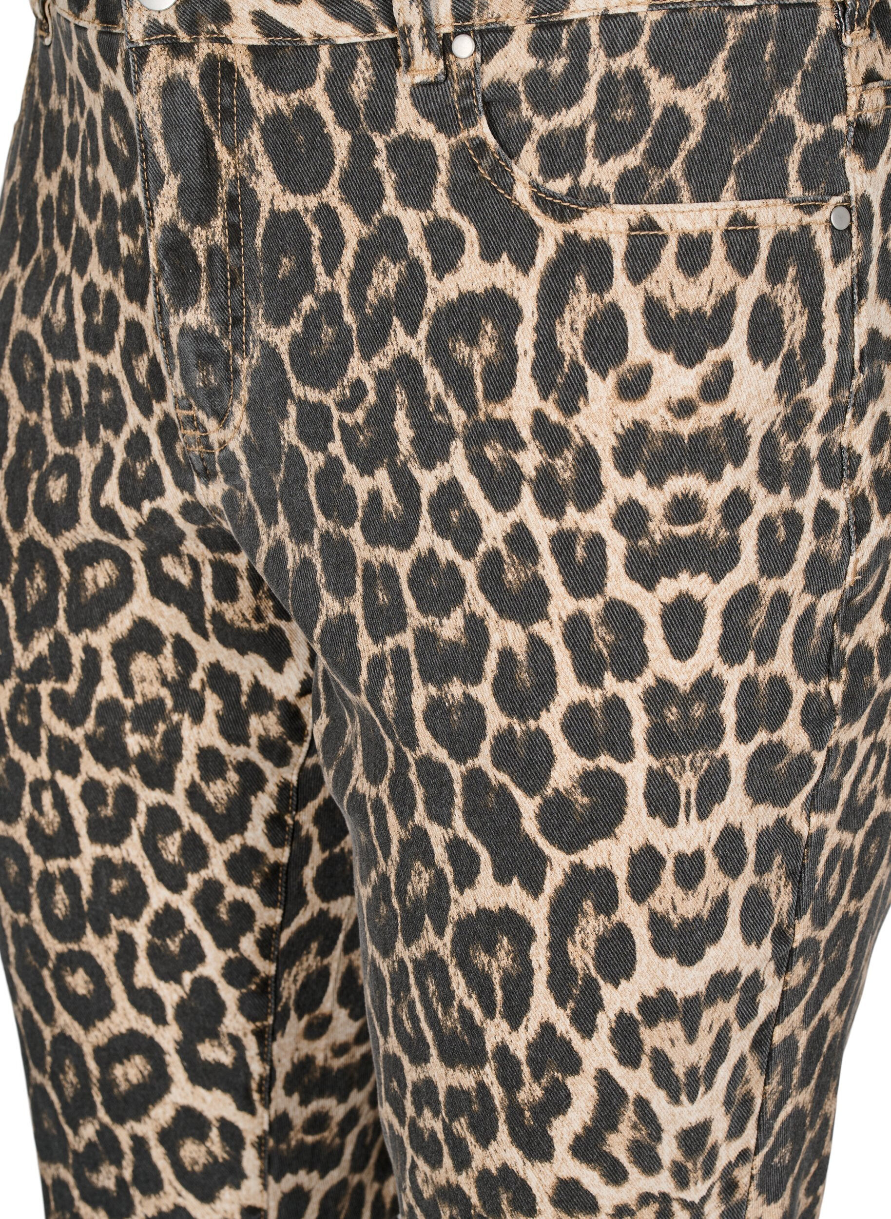 Zizzi Emily Jeans mit Leoparden-Print, Braun, Packshot image number 2