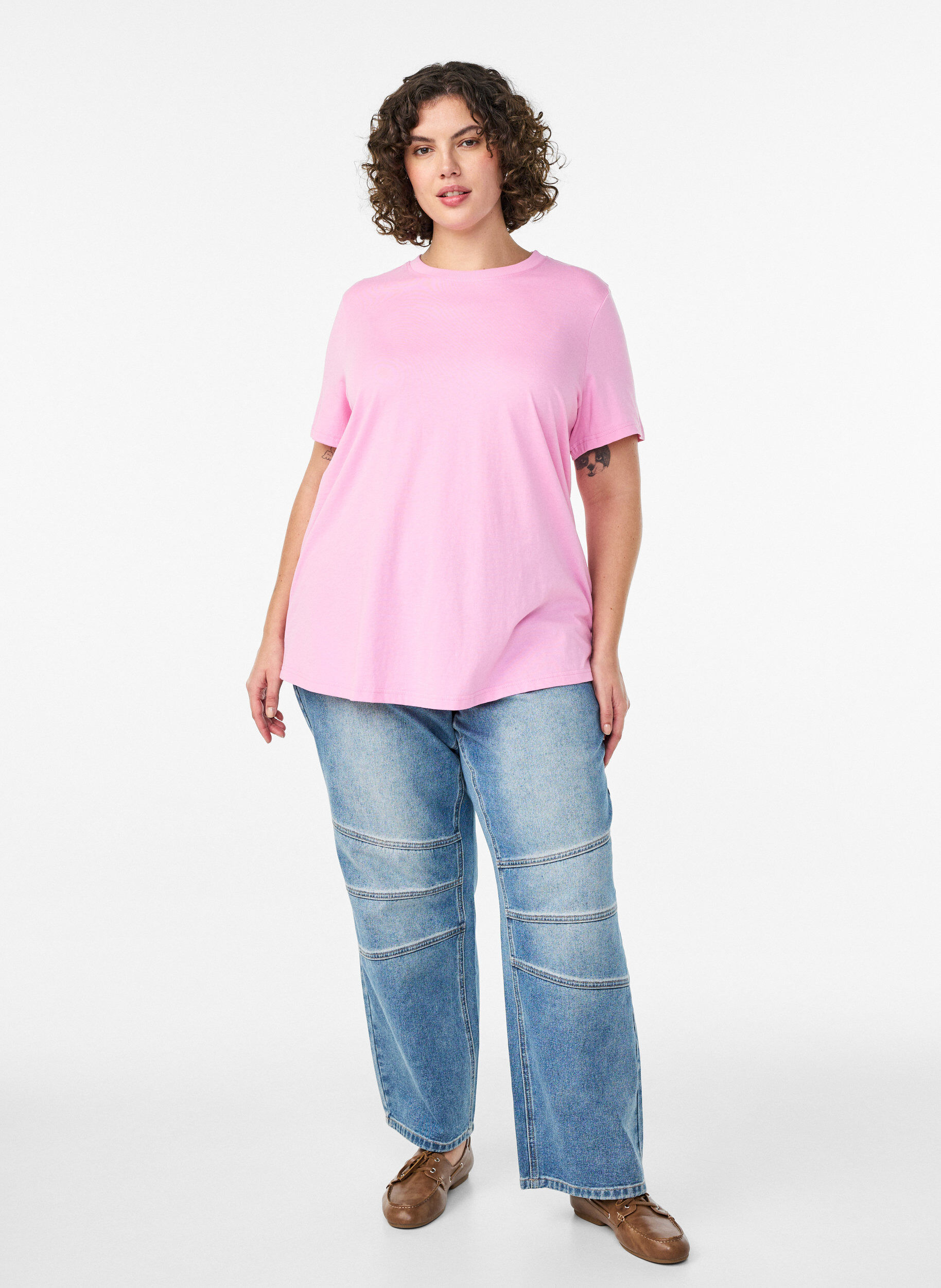 Zizzi Basic-T-Shirt aus Baumwolle mit Rundhalsausschnitt, Pink, Model image number 1