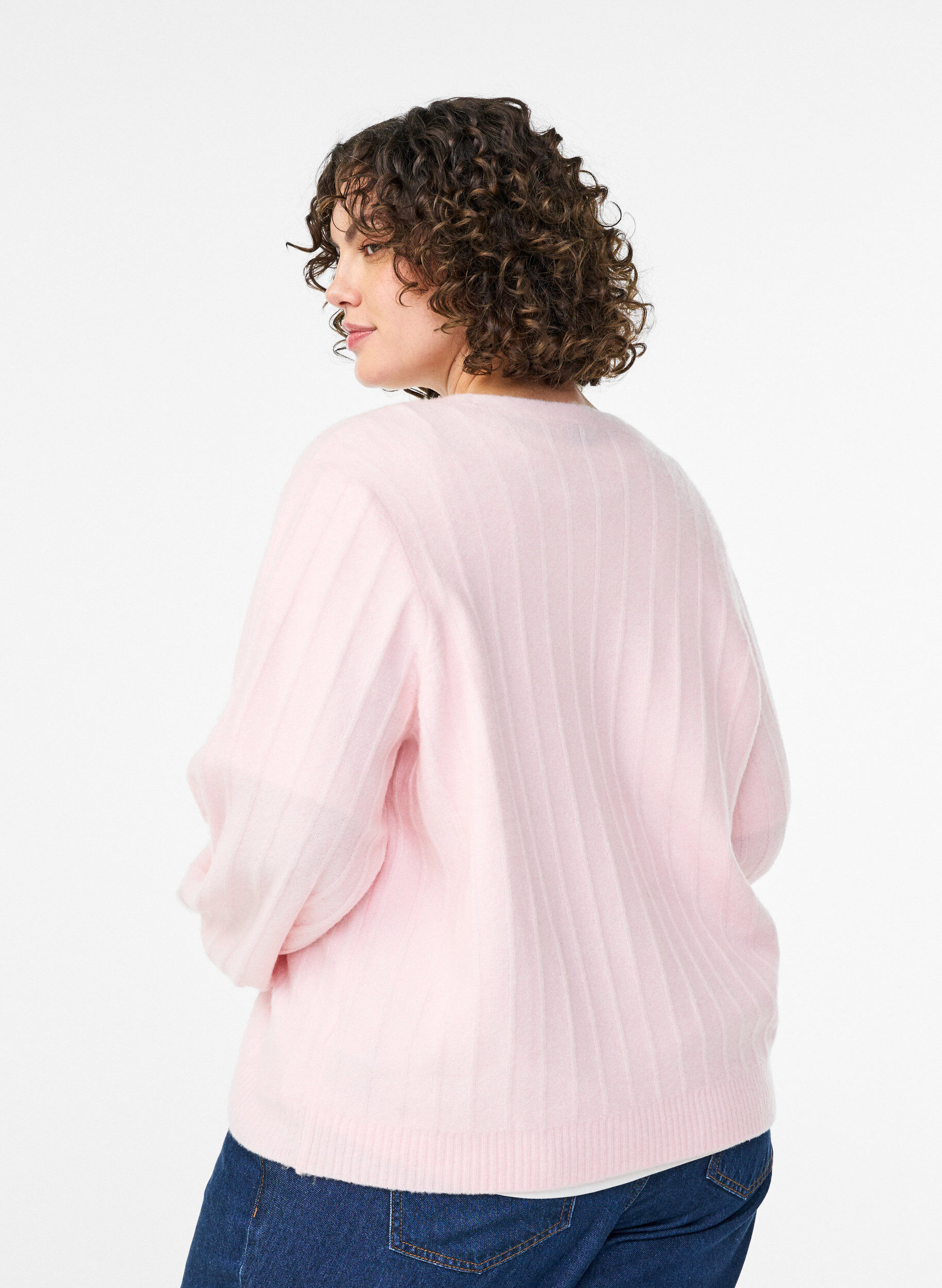 Zizzi Strickjacke mit Rippstruktur und Ballon&auml;rmeln, Pink, Model image number 2