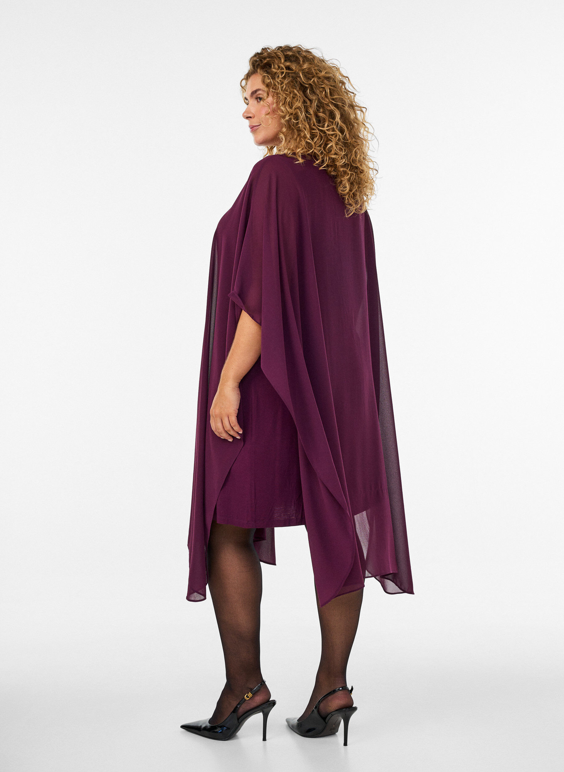 ZizziRobe courte en mousseline avec col en V, Violet, Model image number 1