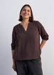 Bluse in Ballon-Silhouette mit V-Ausschnitt, Braun, Model image number 0
