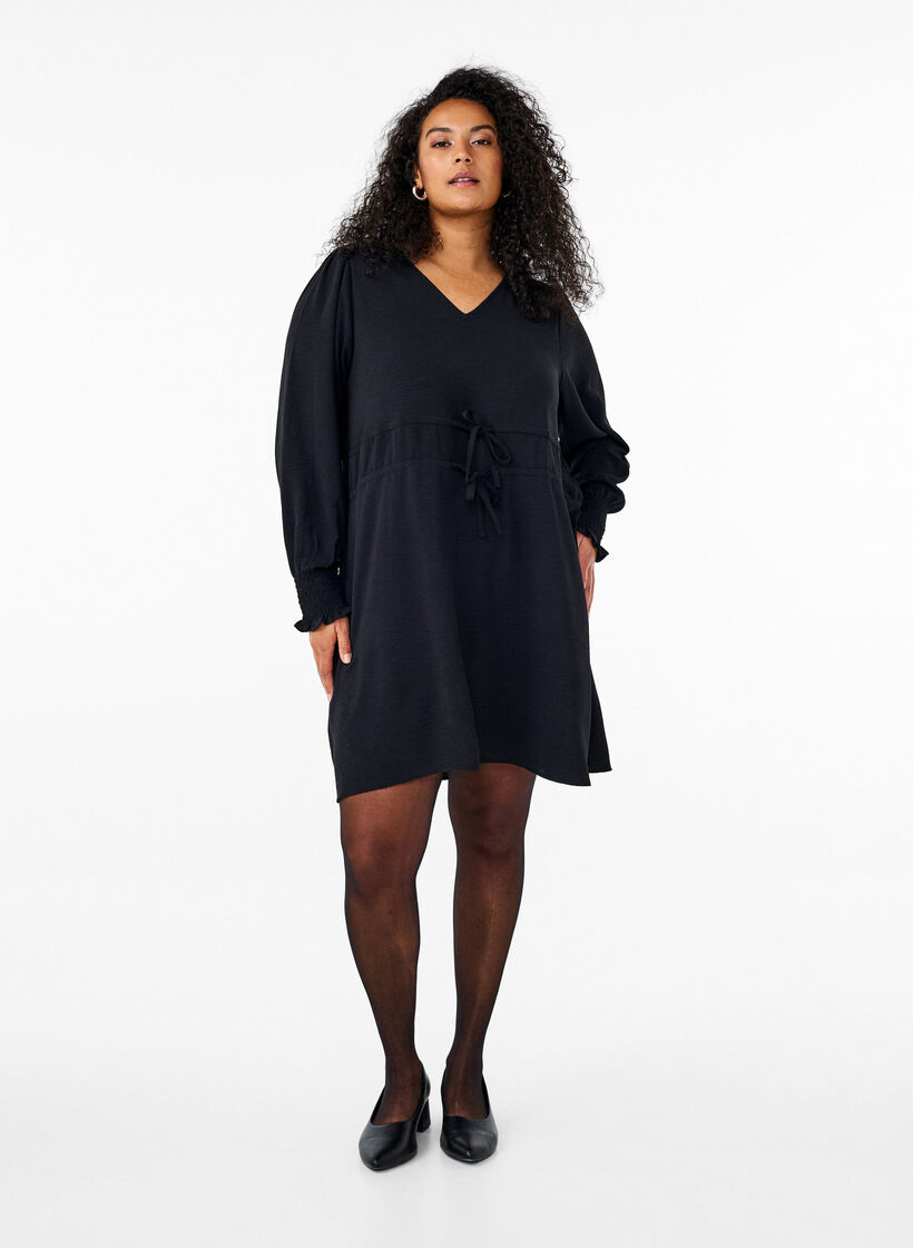 Robe avec ceintures à nouer à la taille, Noir, Model image number 1