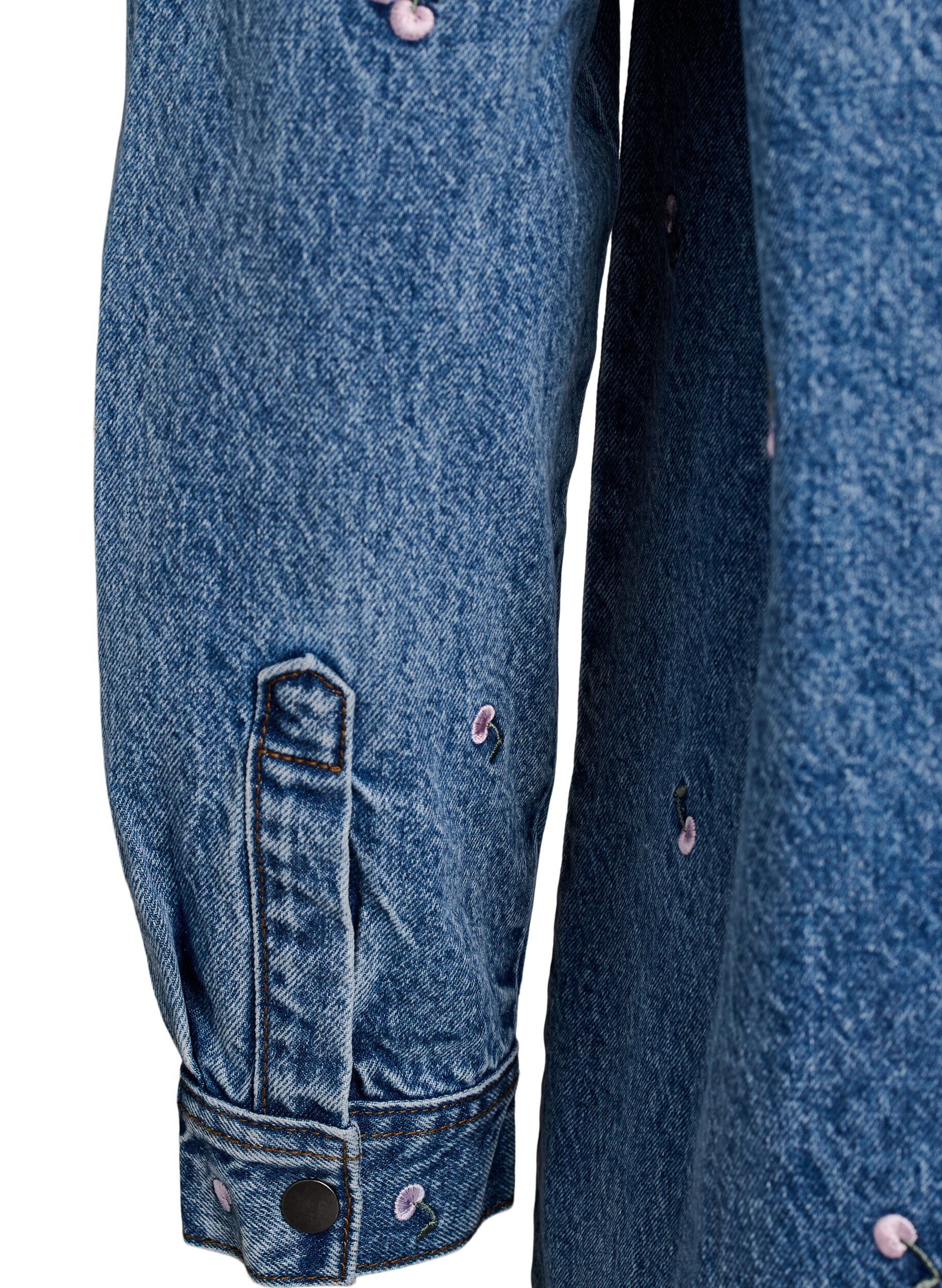 Zizzi Jeanshemd mit bestickten Motiven, Blau, Packshot image number 3